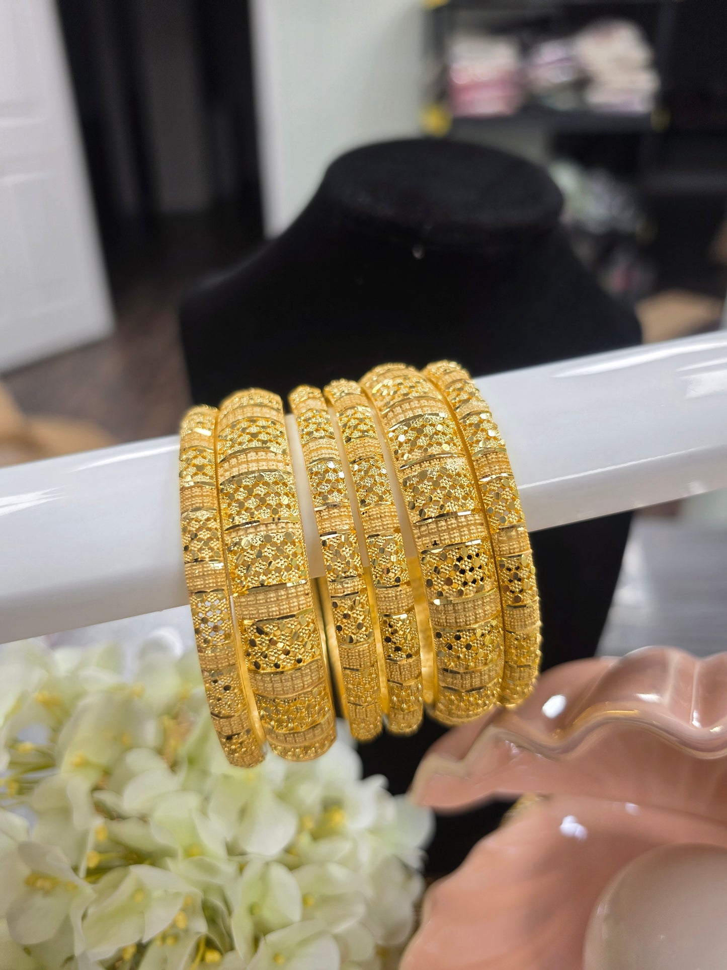Ikjot Premium gold plated bangles set