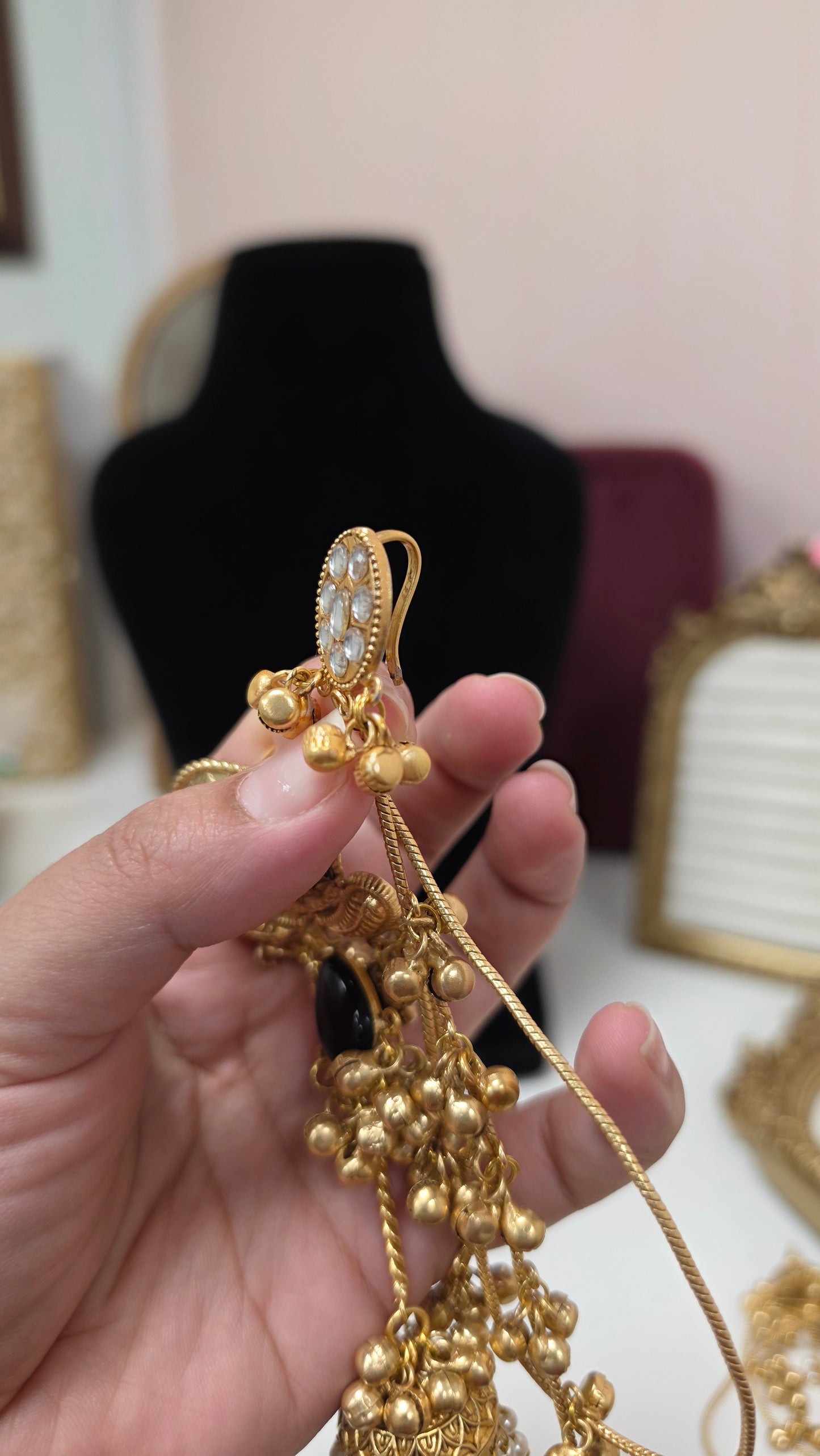 Tisya pachi kundan kashmiri Earrings