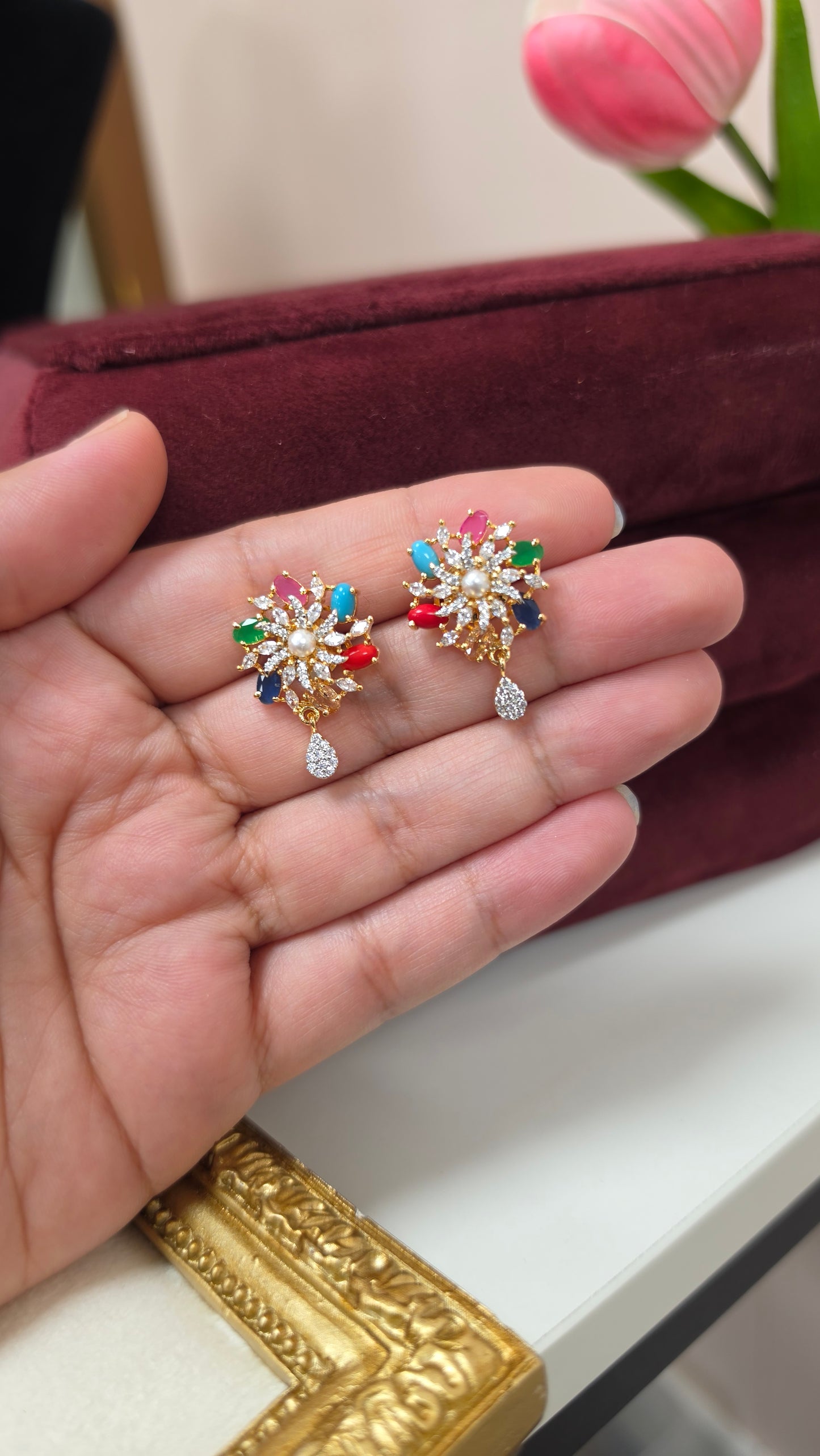 Purvi gold plated pendent set
