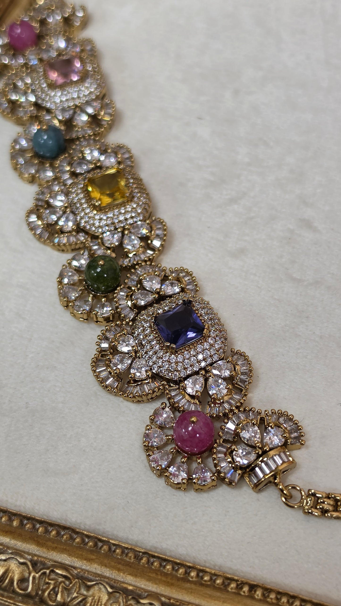 Savera premium choker set