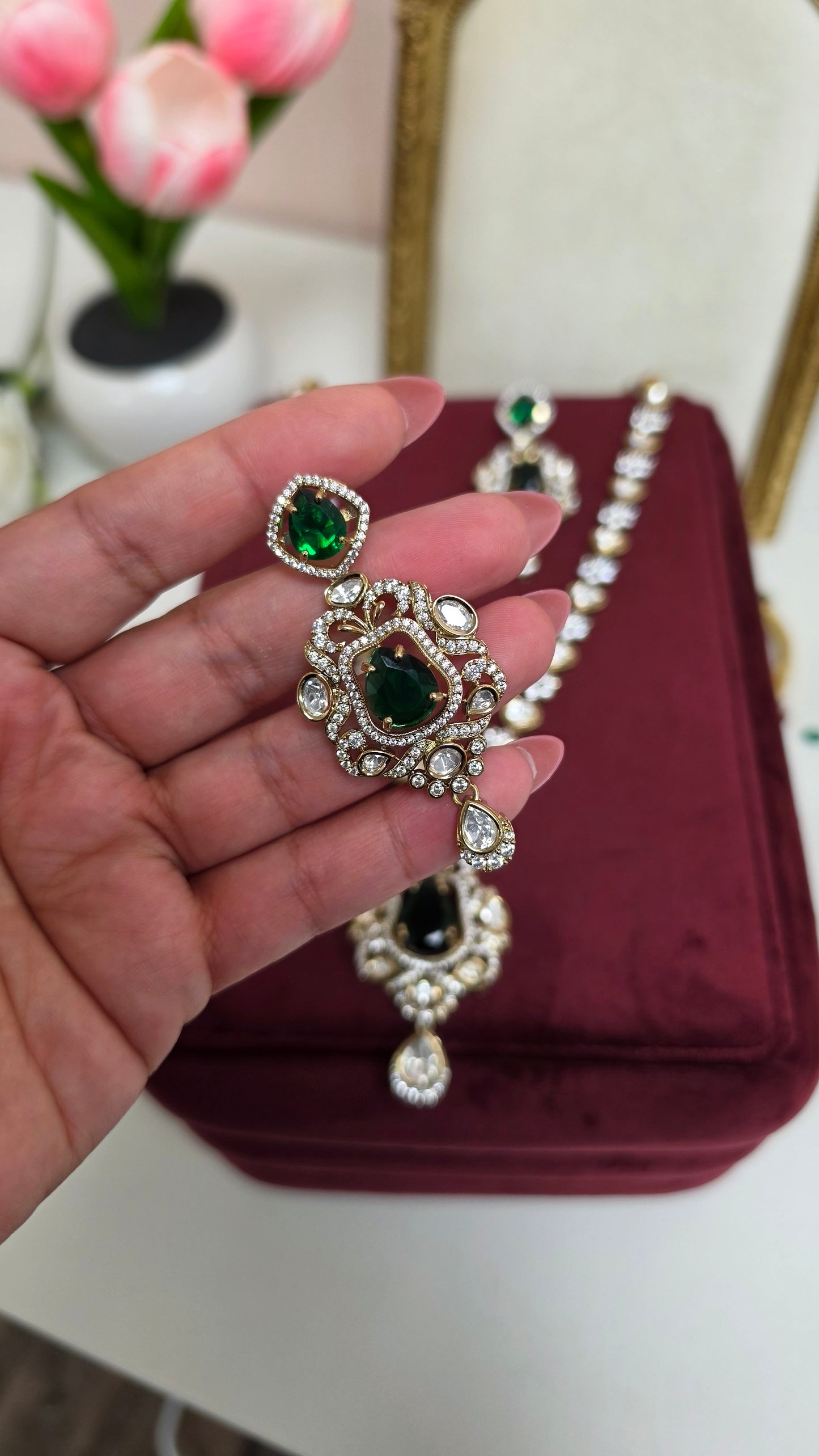Manat premium kundan set (Green)
