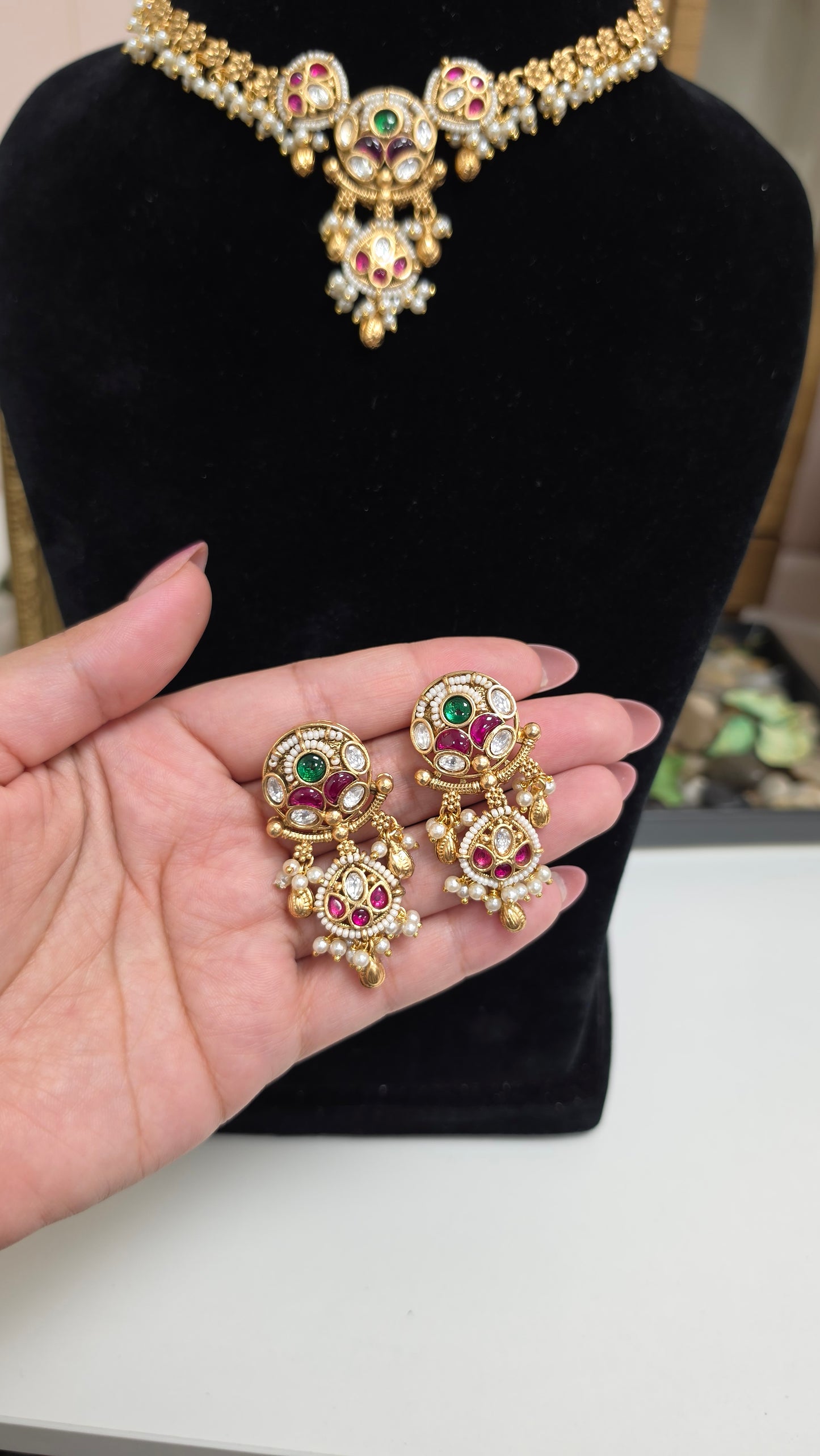 Lina heritage kundan set