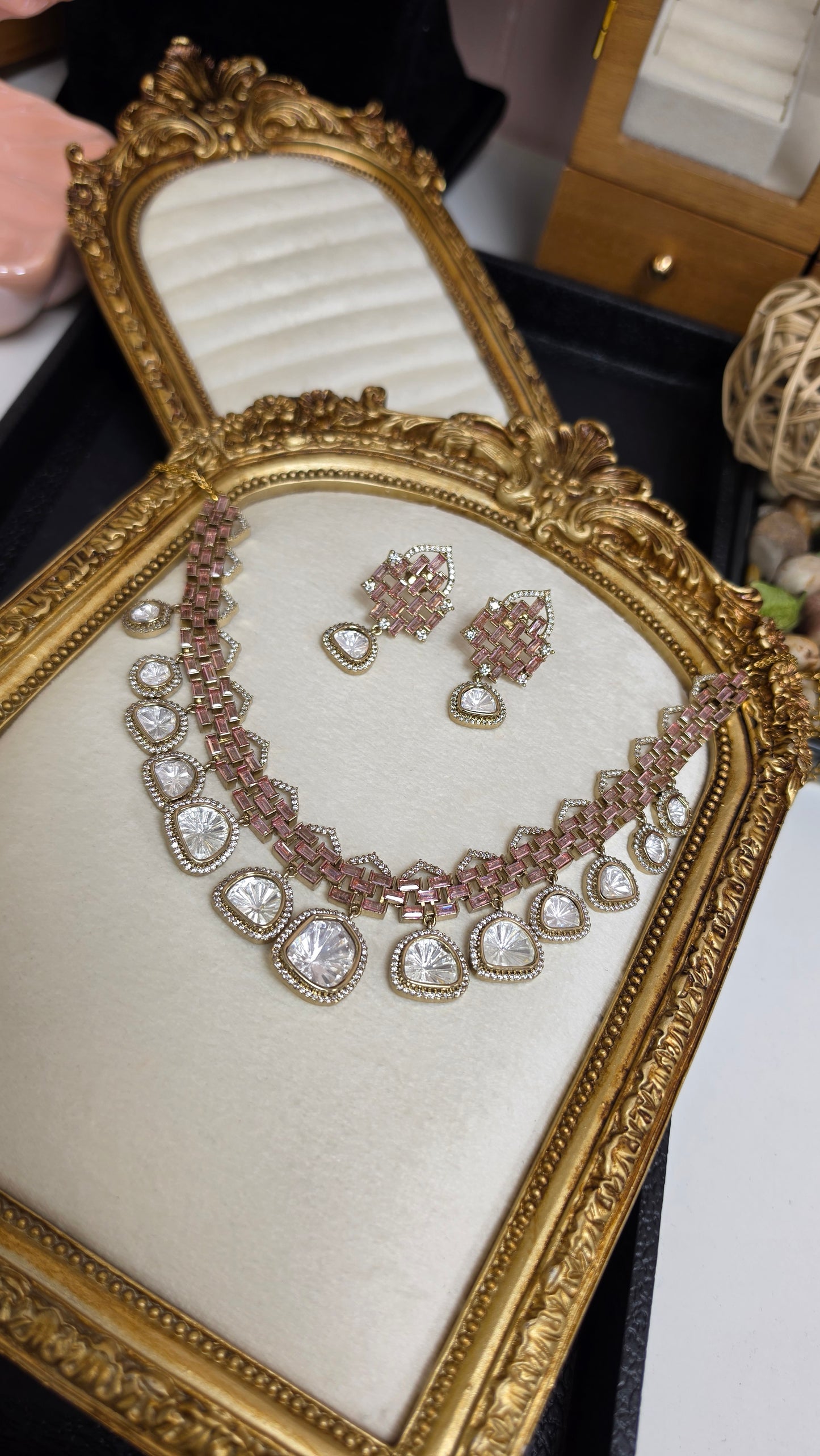 Eshpreet kundan set (Light pink)