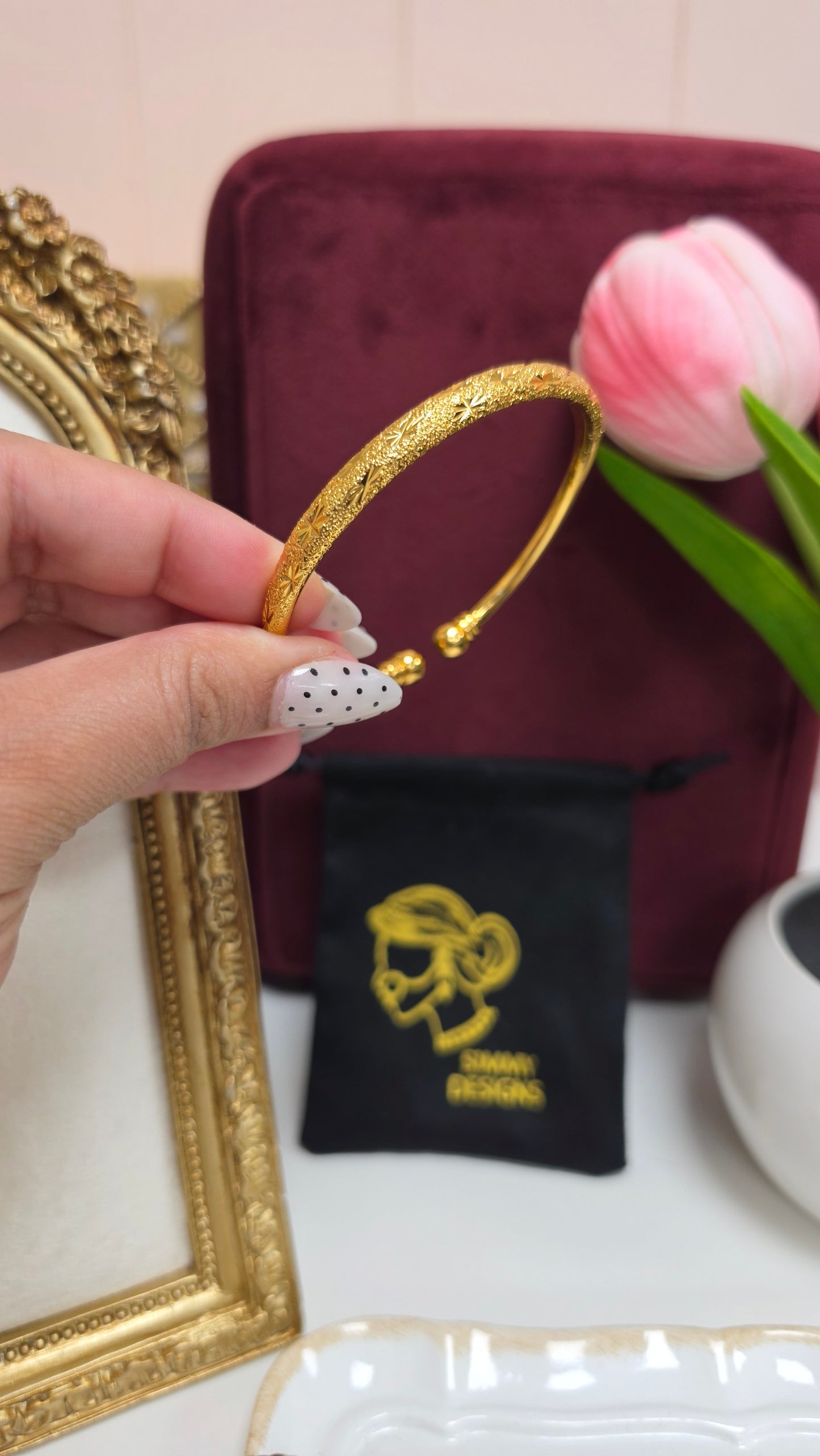 Nashra premium gold plated Bangle