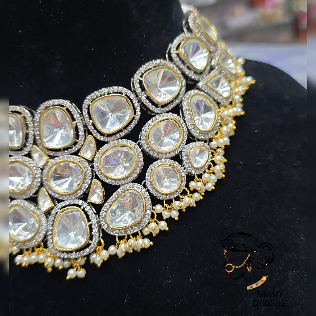 Sonali mosonaite kundan earrngs