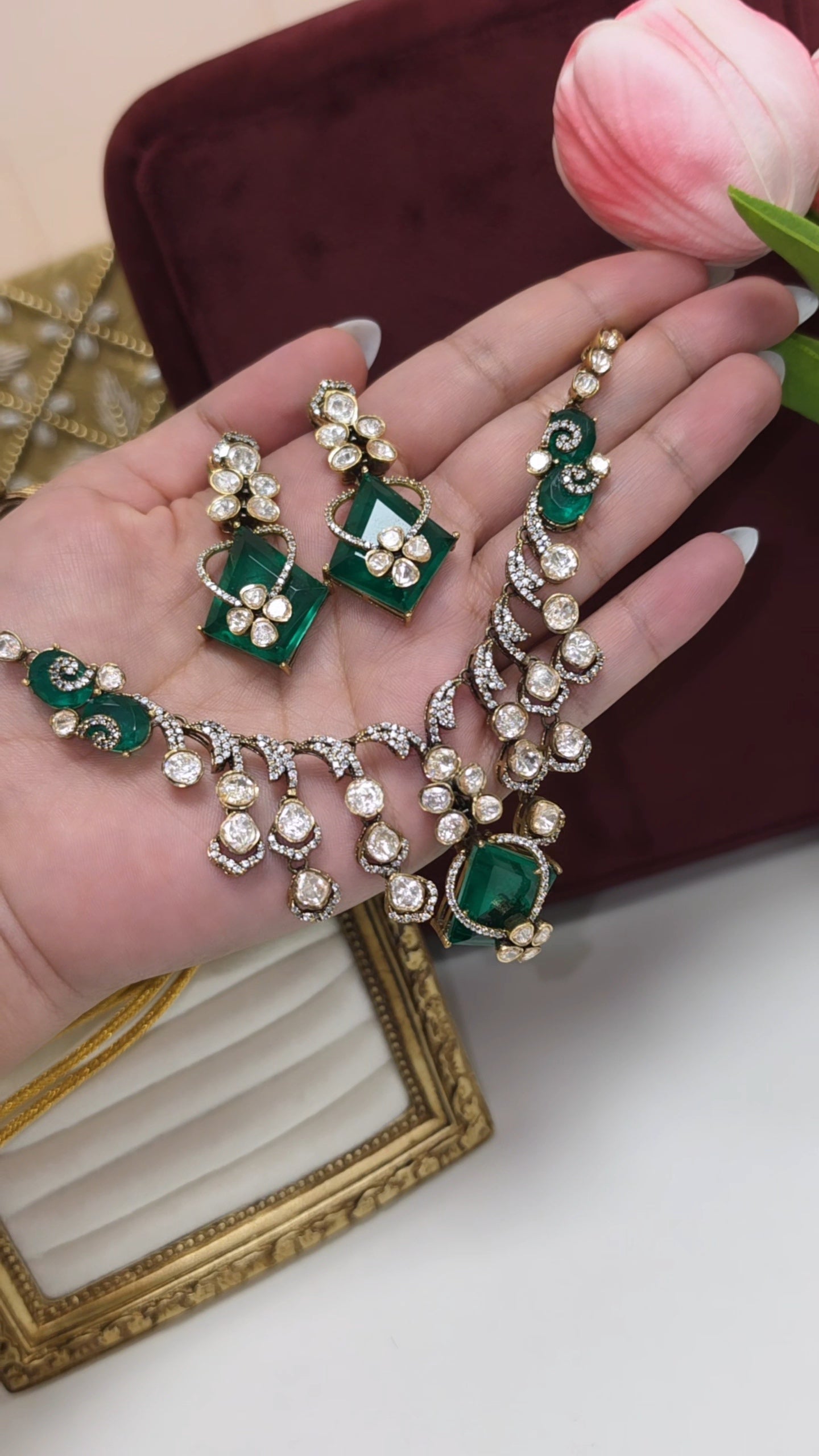 Ruhi premium kundan Set
