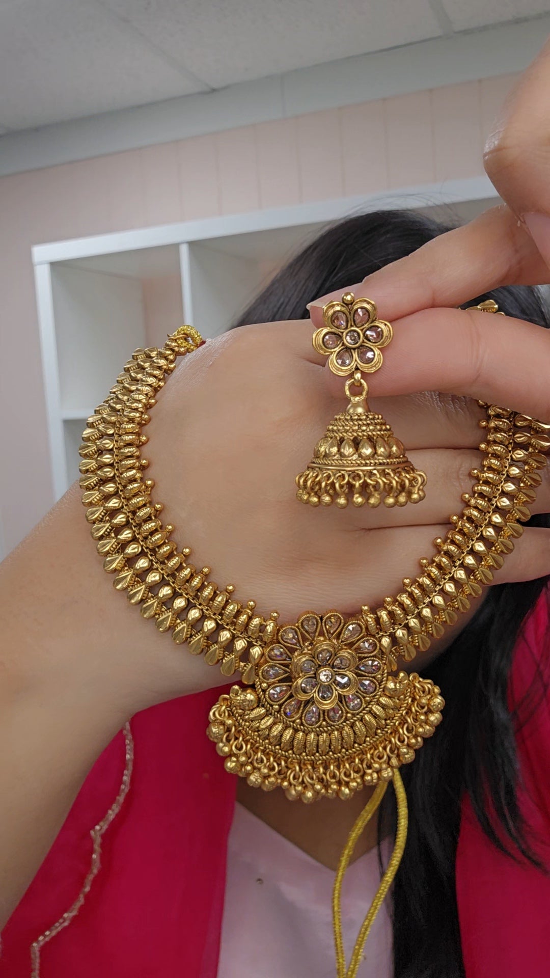 Jasleen premium gold plated set