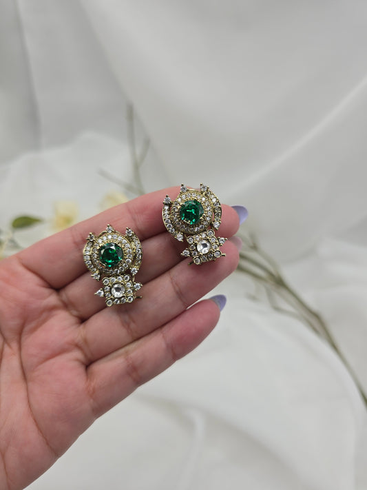 Zoya premium vintage studs(green)