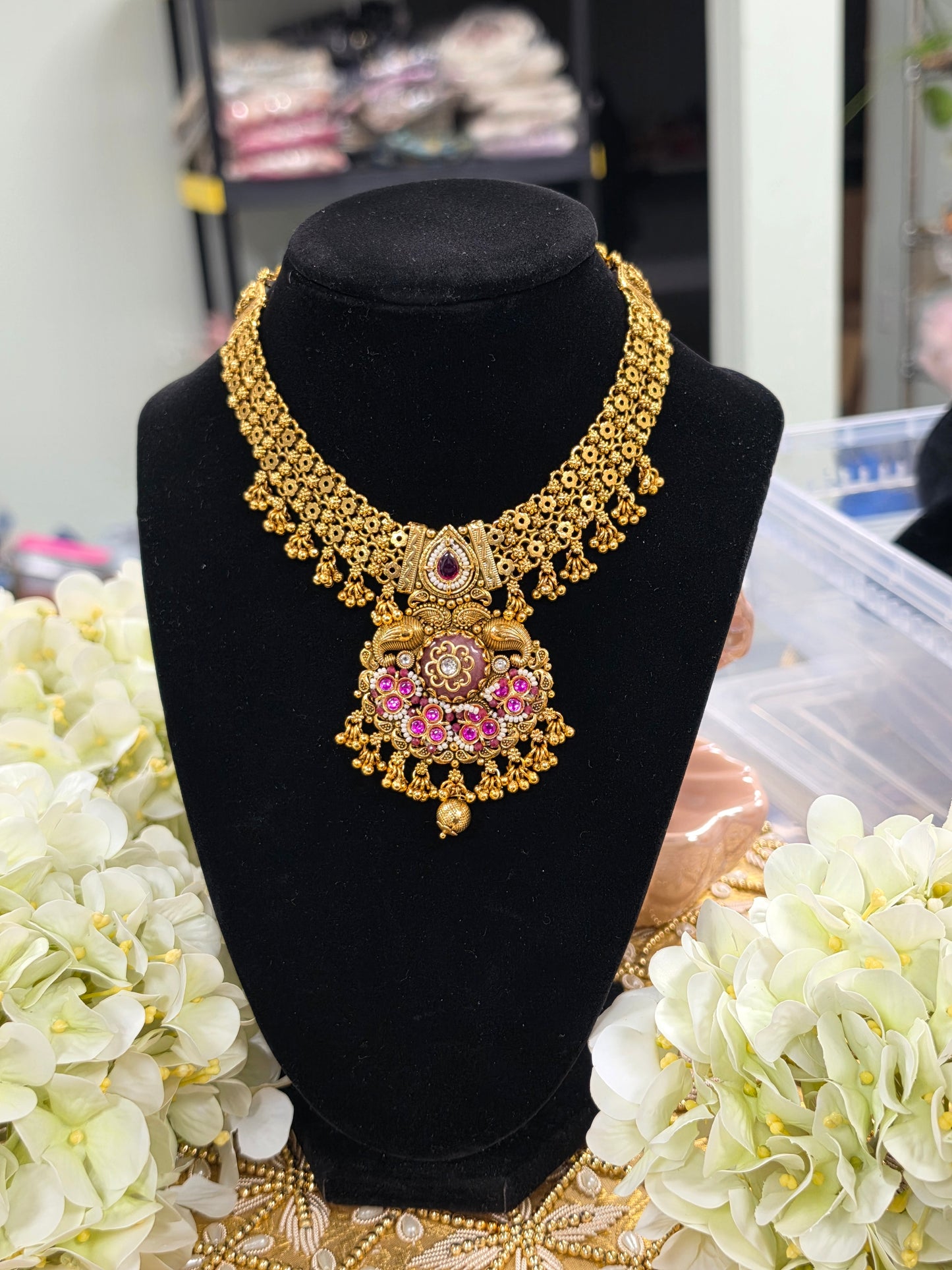 Purvi heritage gold plated set
