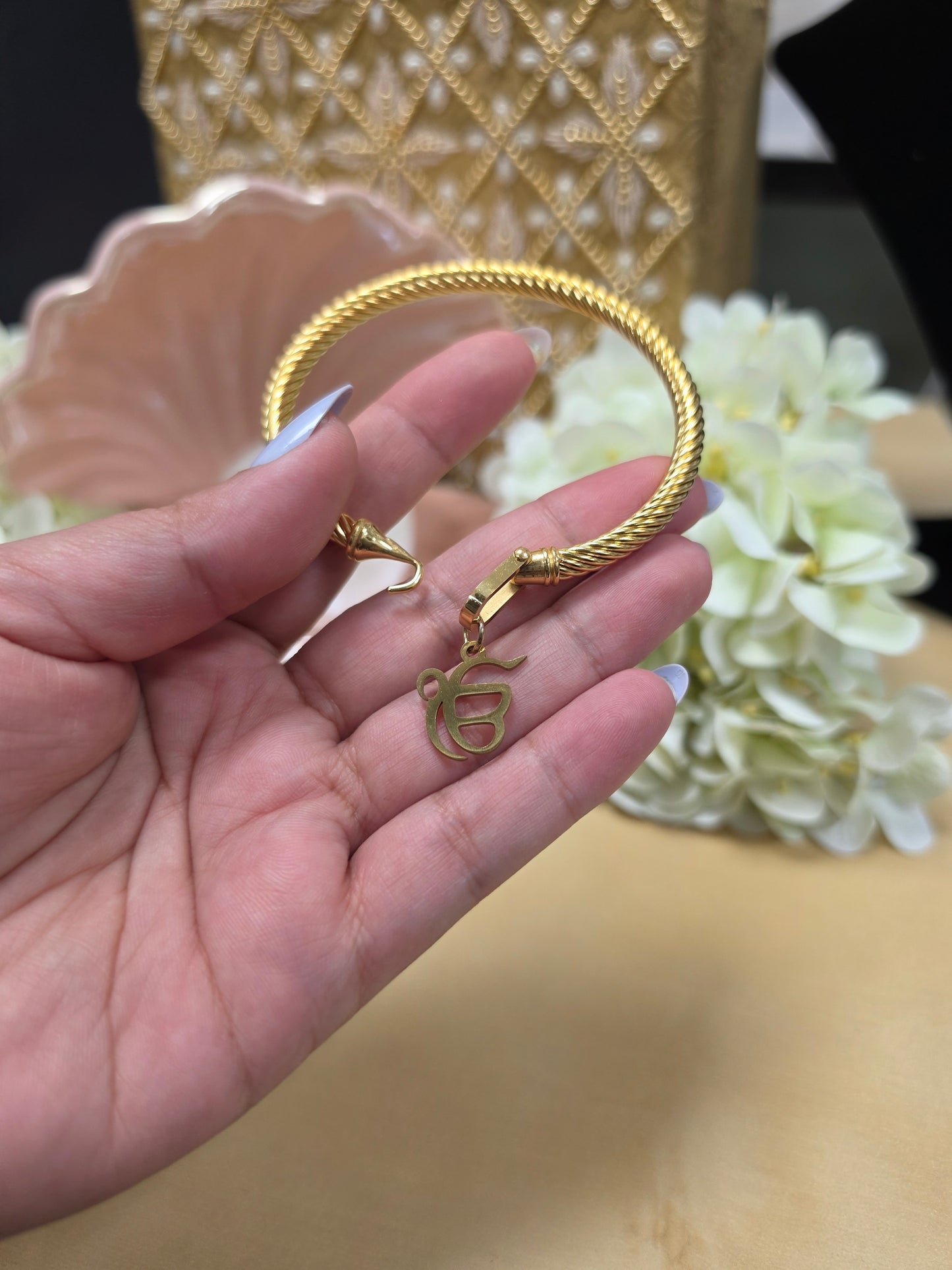 Ikonkar sikh gold bracelet