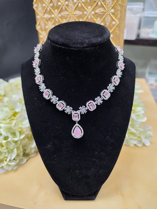 Zahira ad necklace set