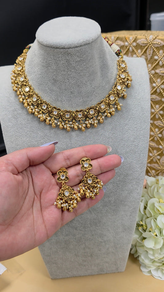 Meera kundan gold plated set