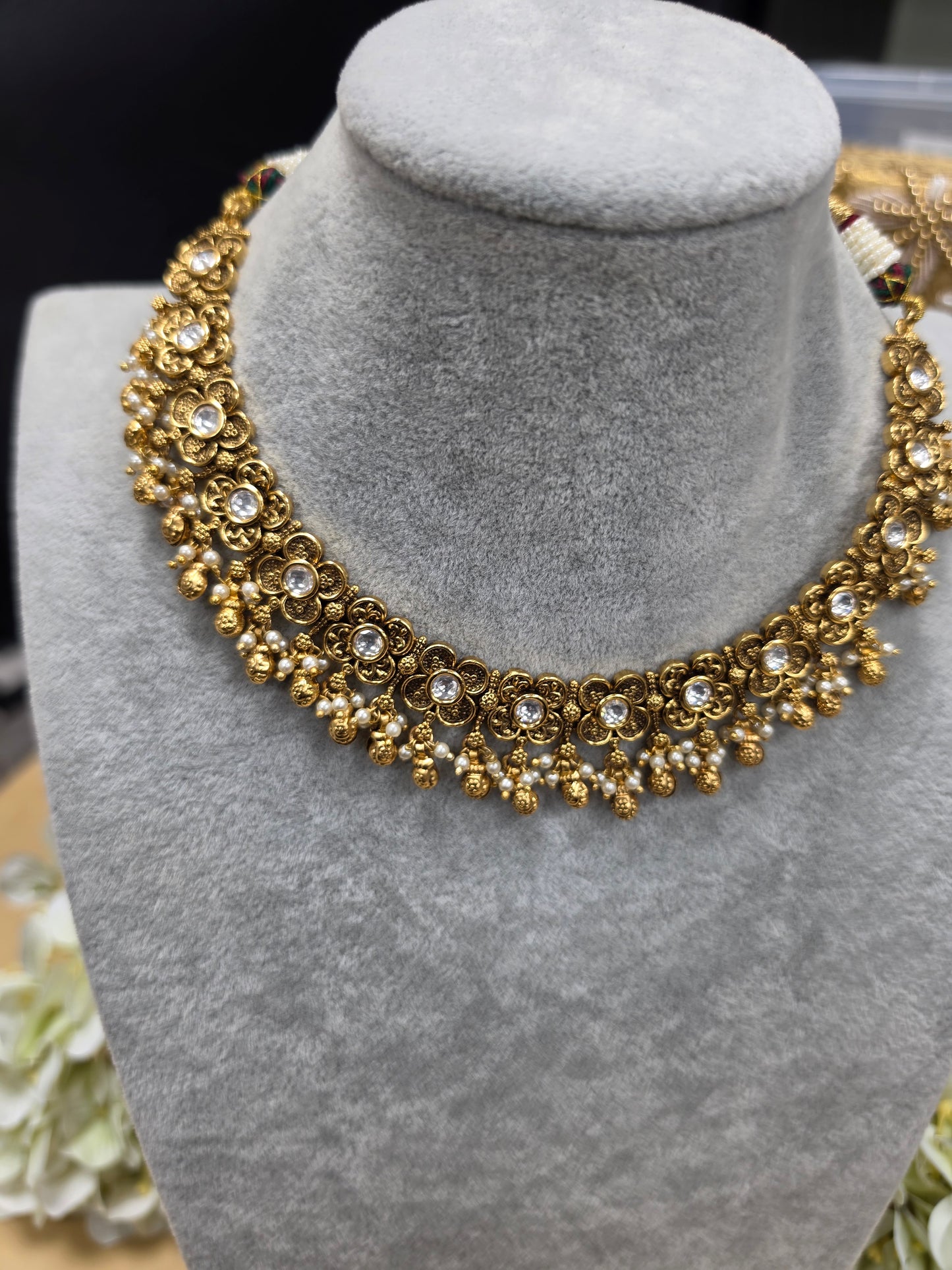 Meera kundan gold plated set
