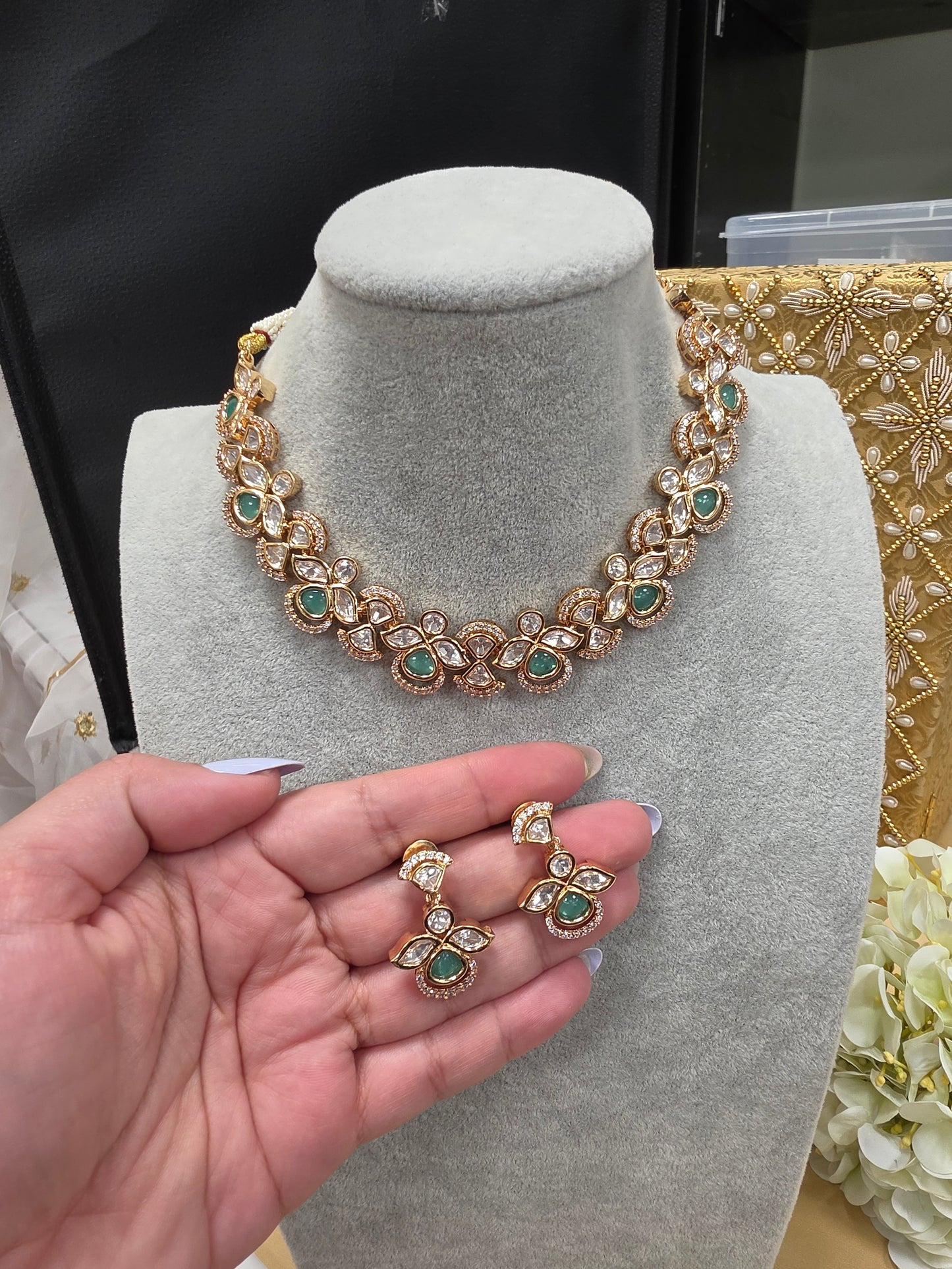 Preet gold plated kundan set