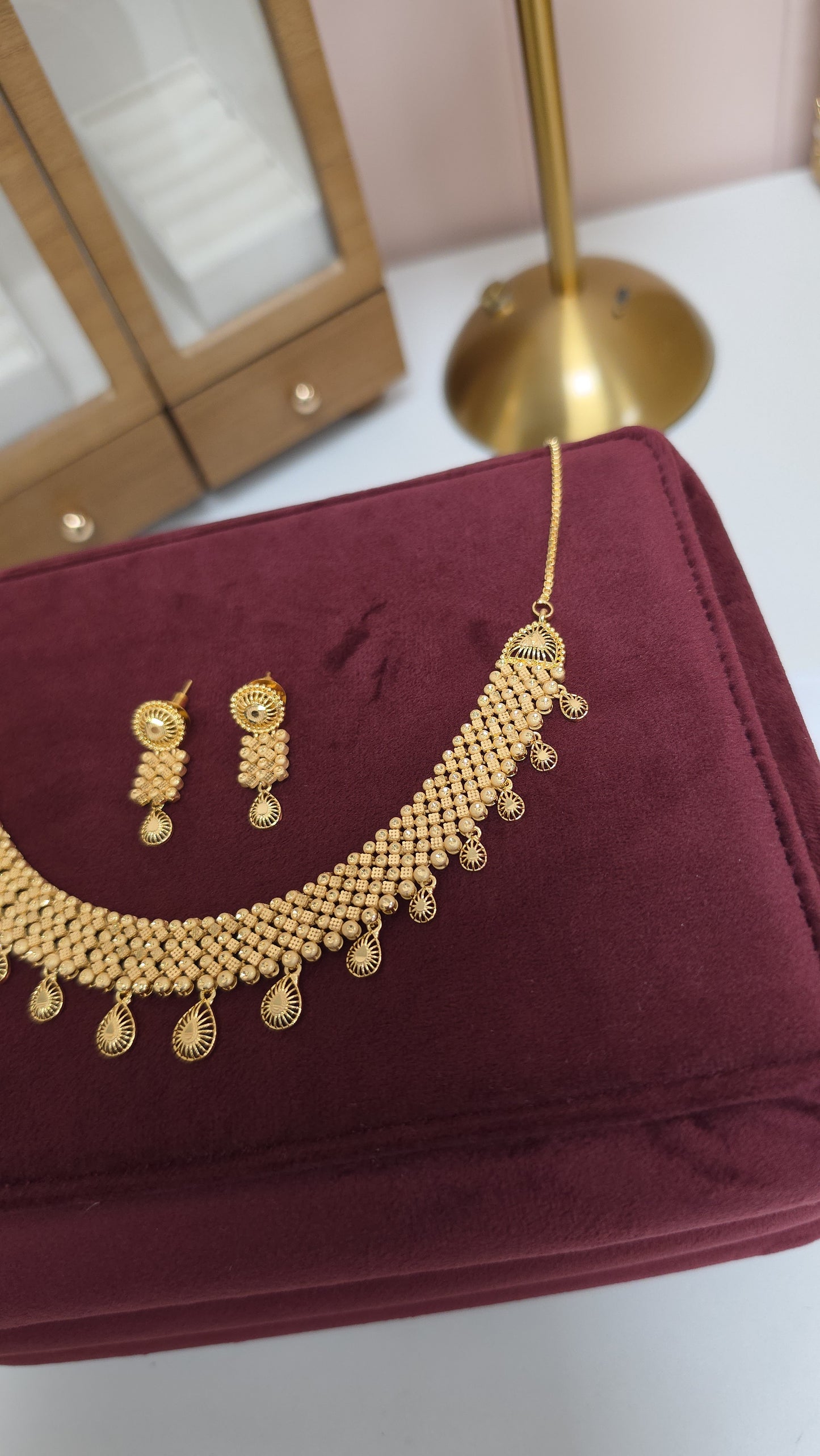 Sohni premium gold plated set