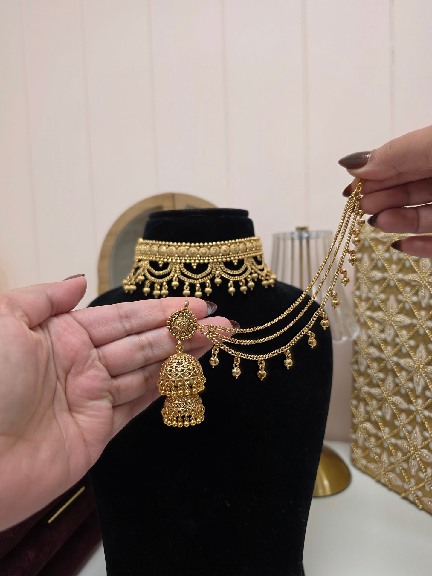Jass gold choker set
