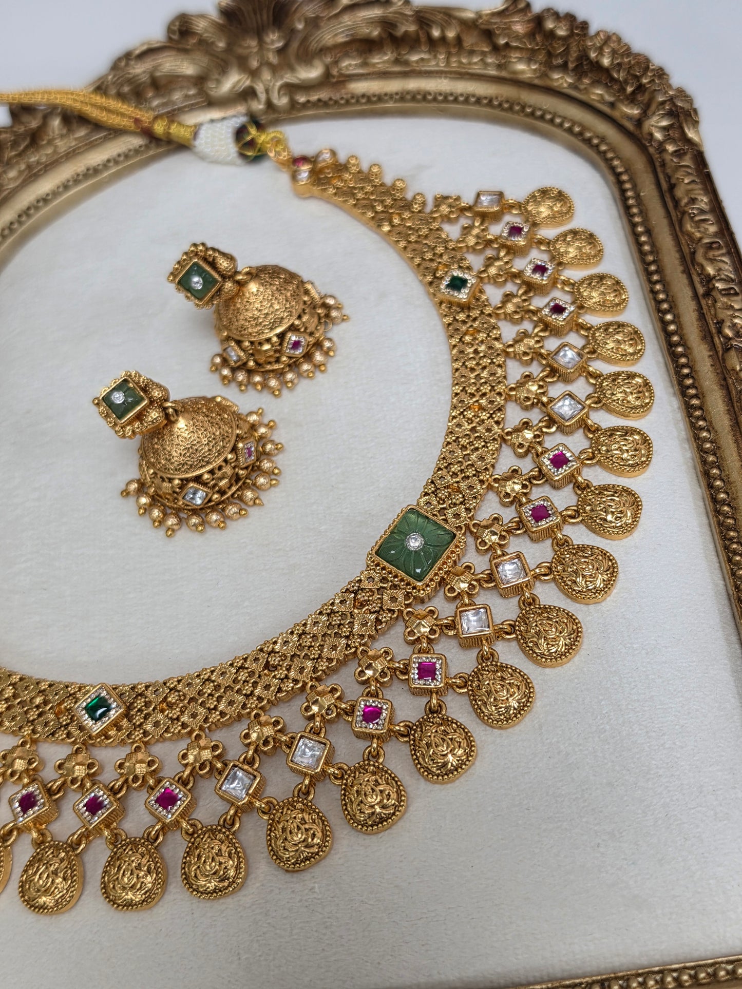 Ruhani heritage gold plated set
