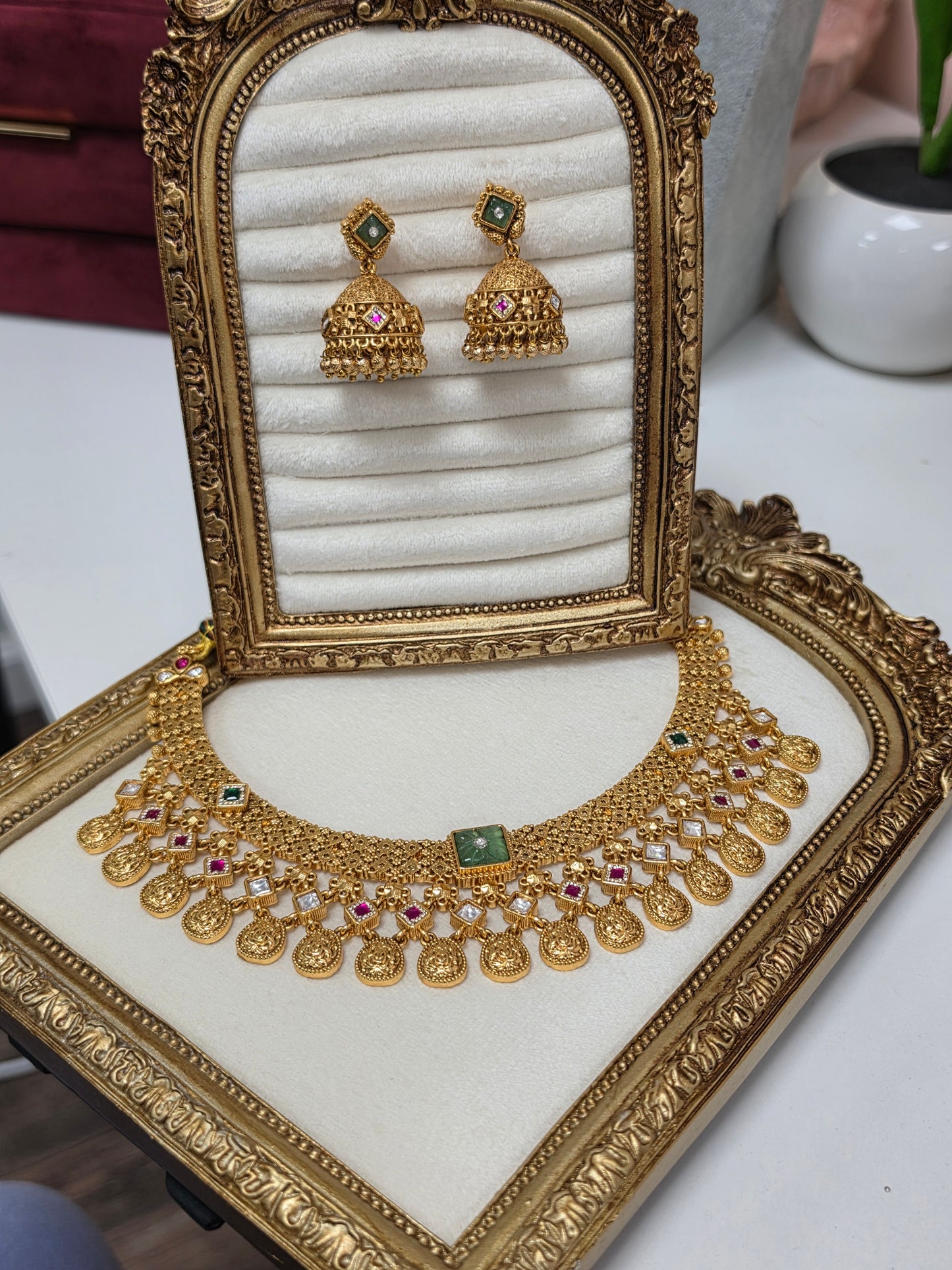 Ruhani heritage gold plated set