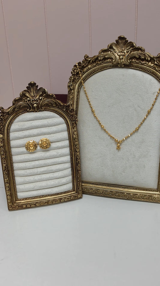 Meera gold plated chain Set