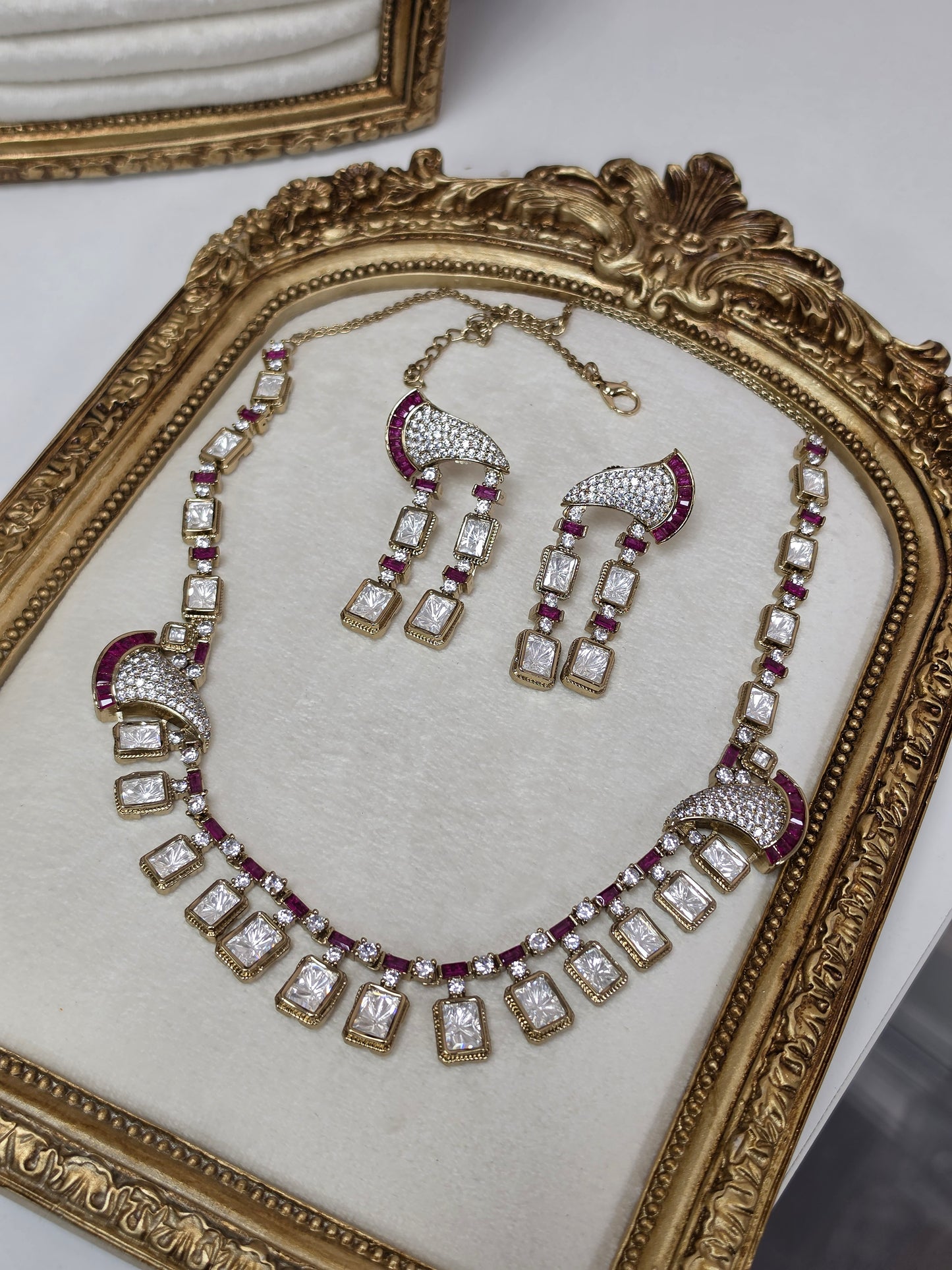 Shreya premium mosonaite kundan set(Ruby)