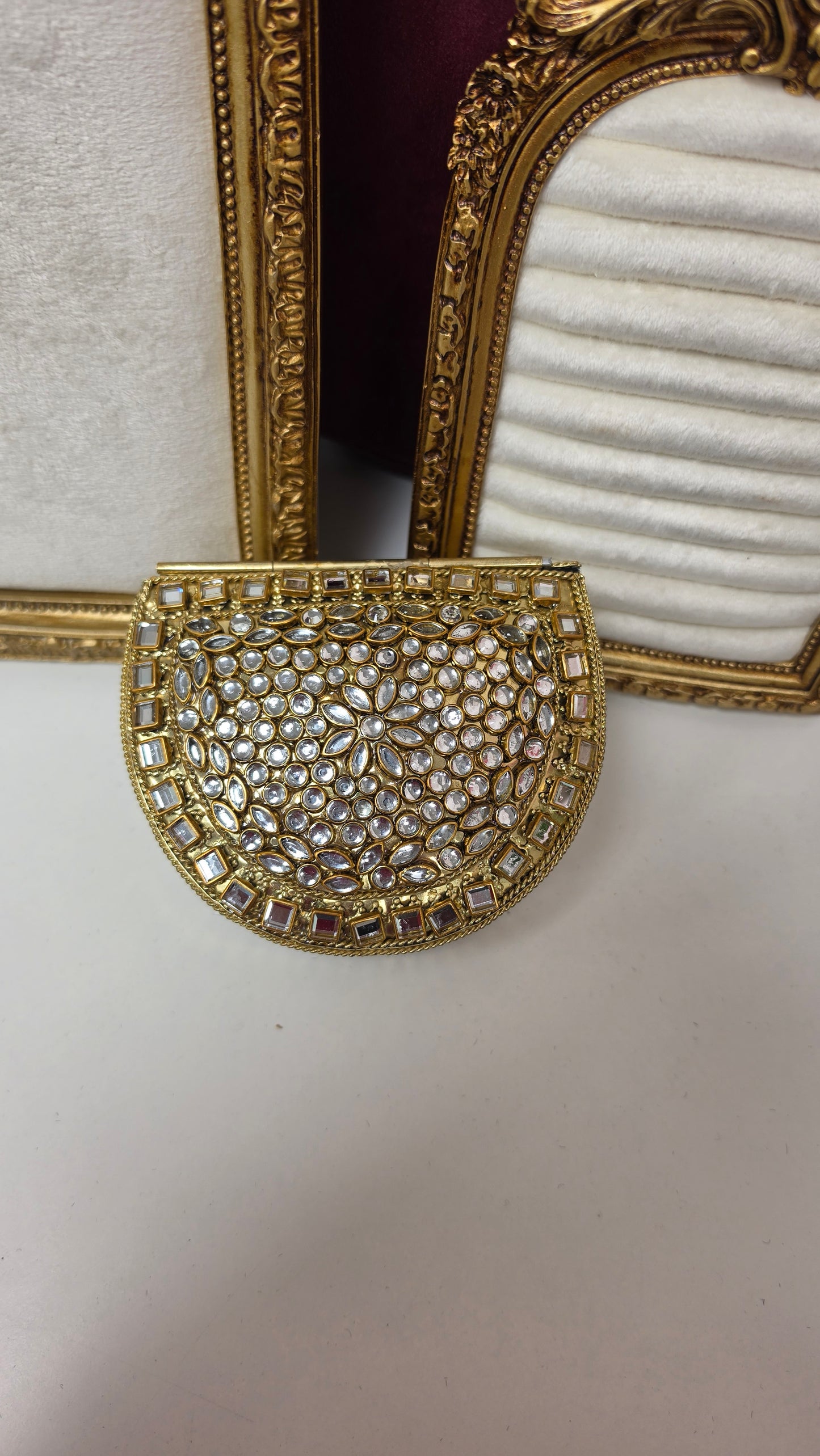 Nida kundan brass clutch(Small)
