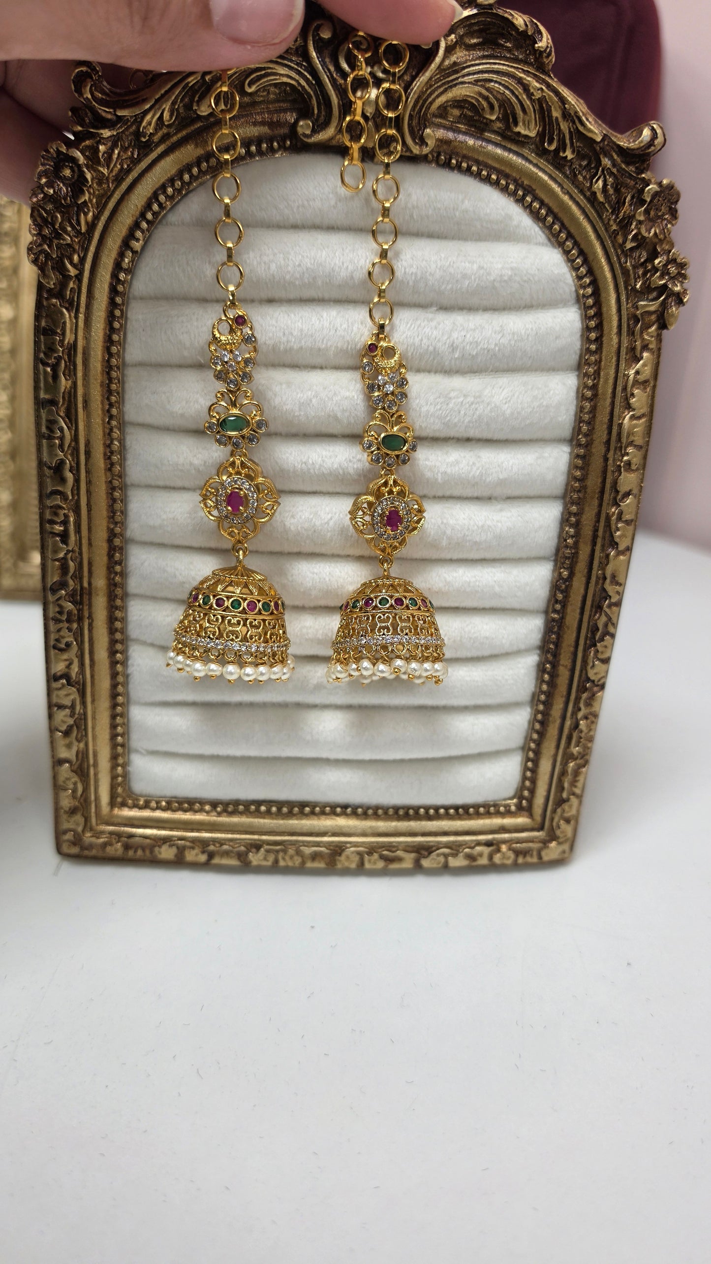 Sarina gold jhumkis