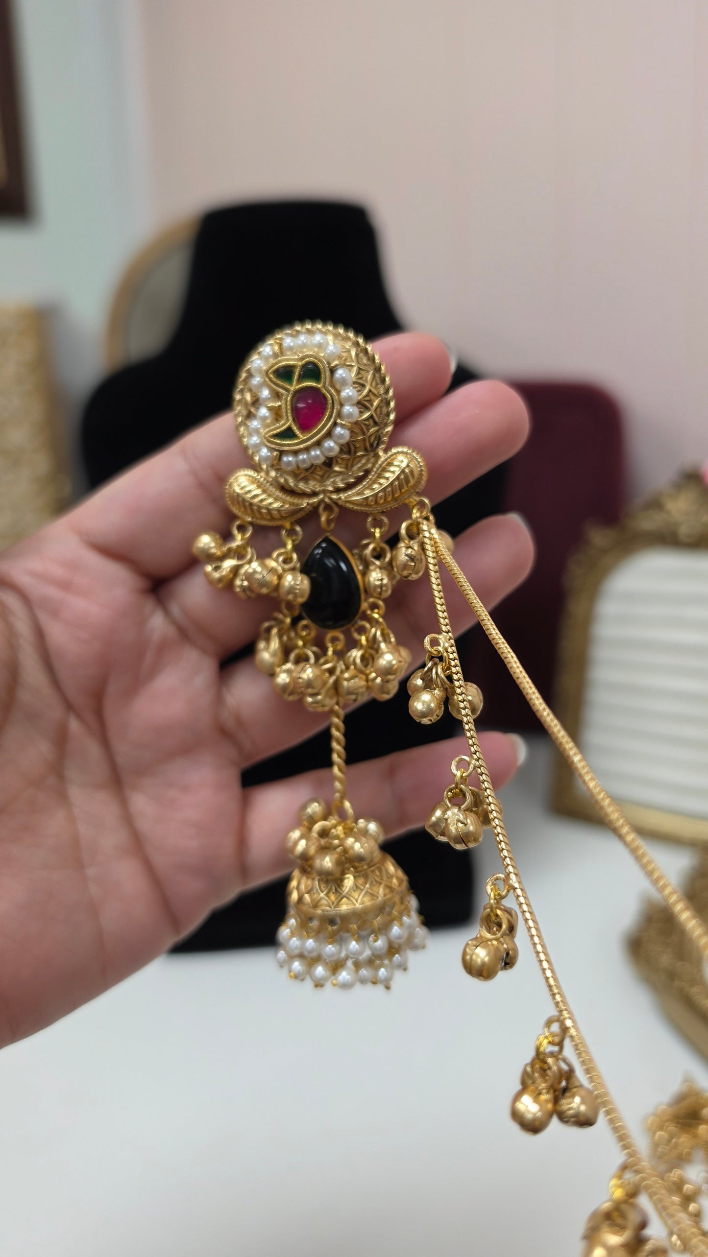 Tisya pachi kundan kashmiri Earrings