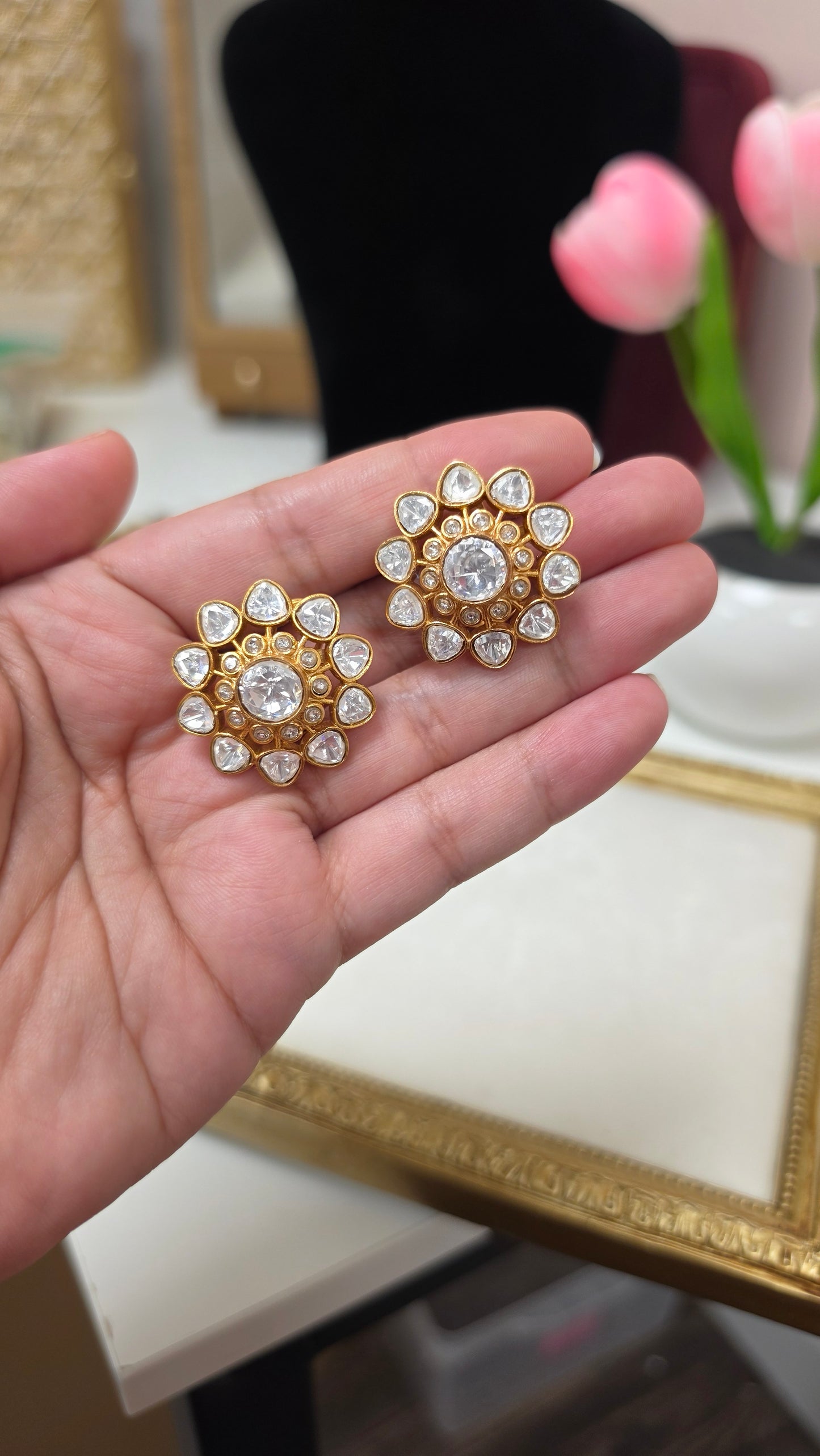 Ekiya premium kundan studs