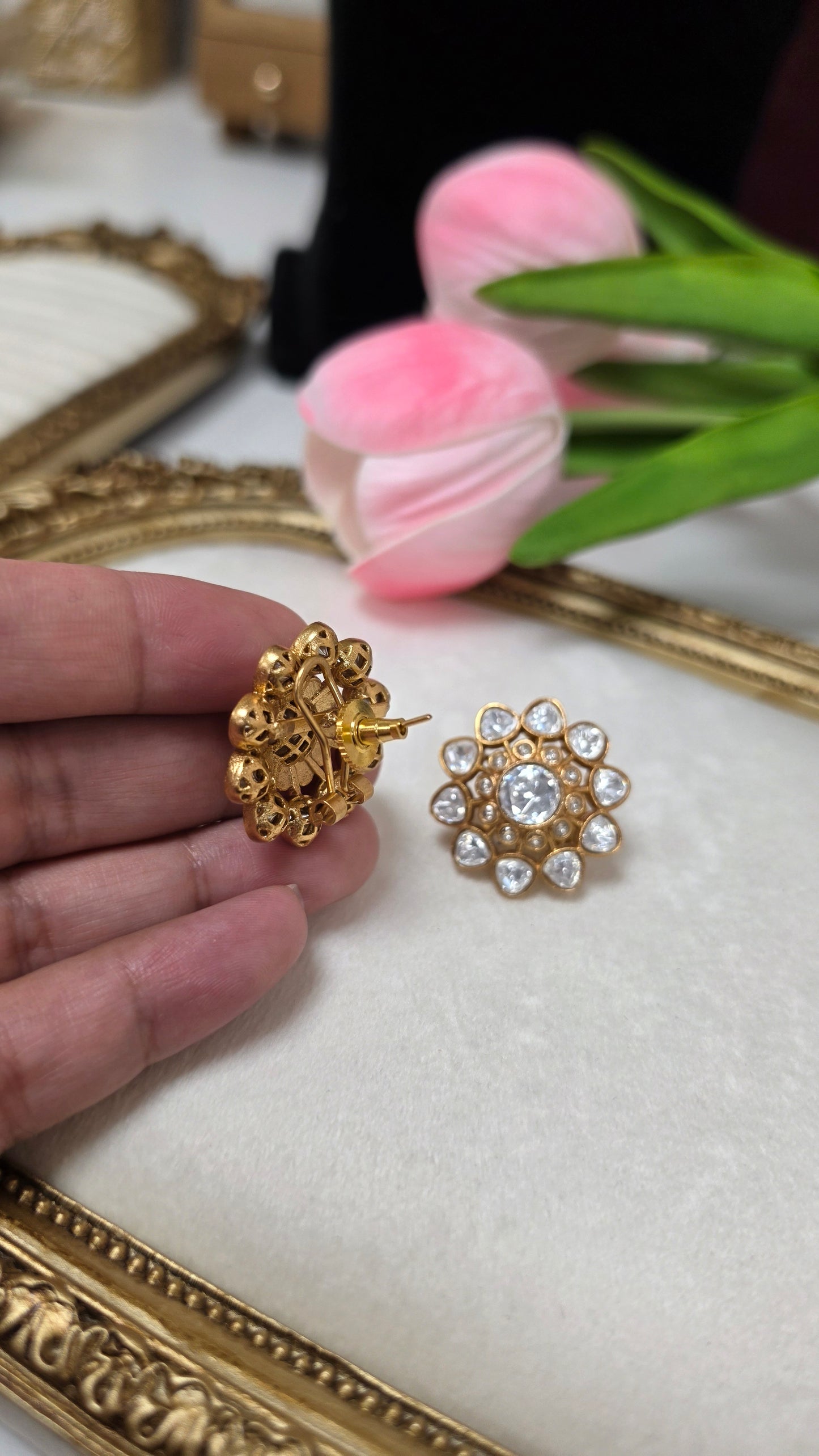 Ekiya premium kundan studs