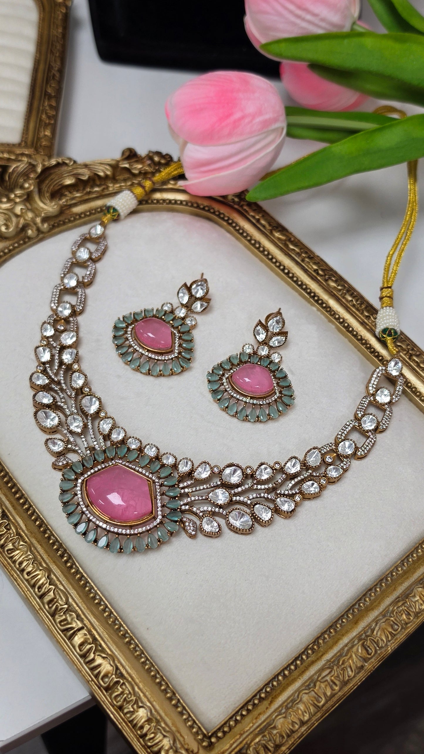Lai premium mosonaite kundan set