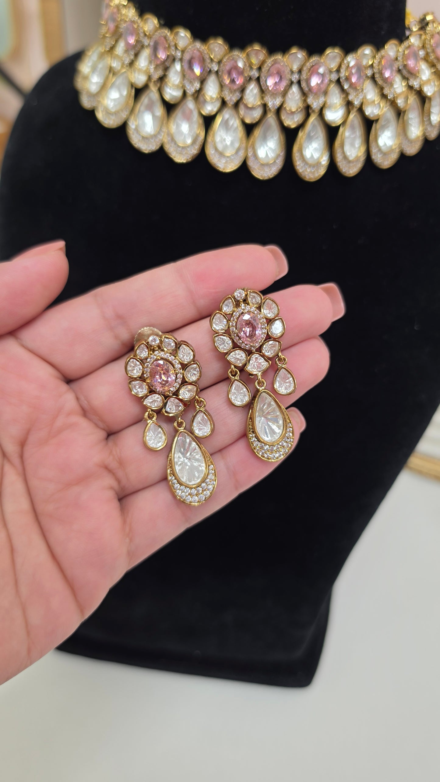 Urvi premium mossanite kundan set( pink)