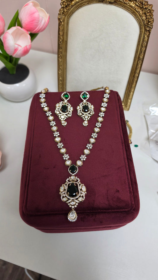 Manat premium kundan set (Green)
