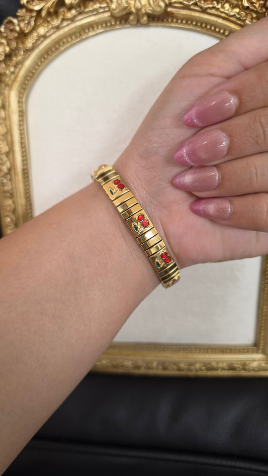 Gold plated bracelet for bhabhi(Women)