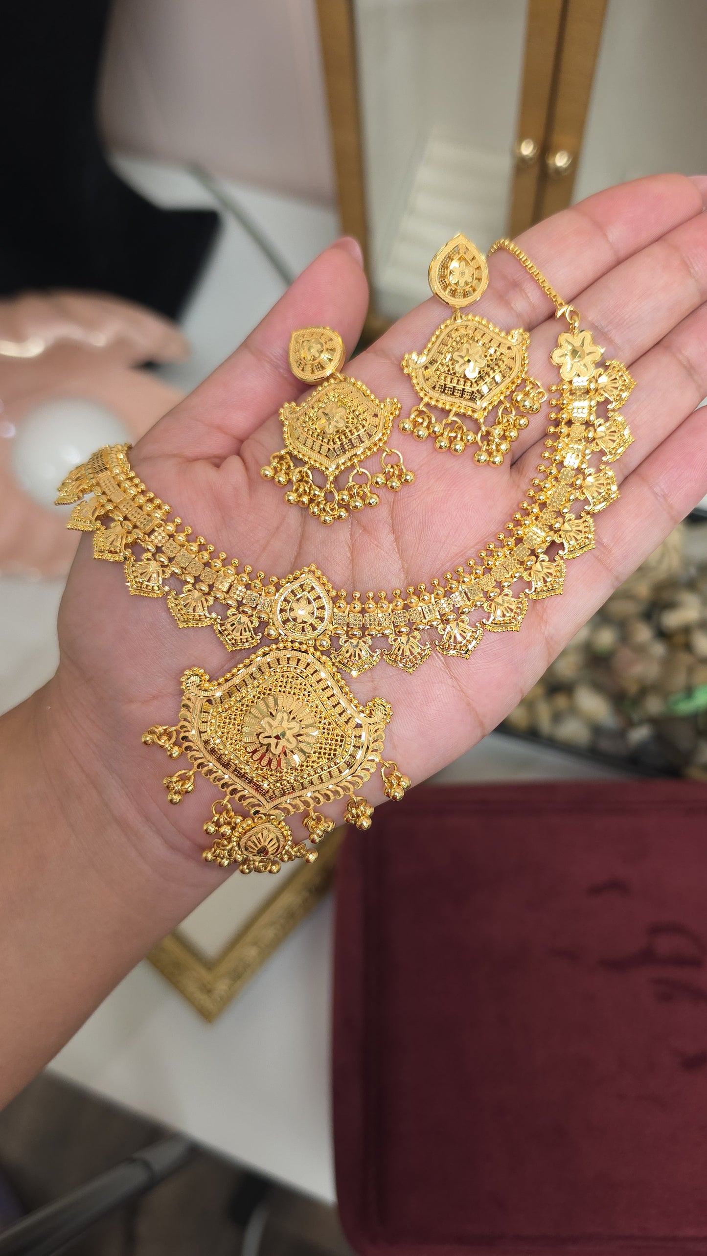 Tamanna premium gold plated set