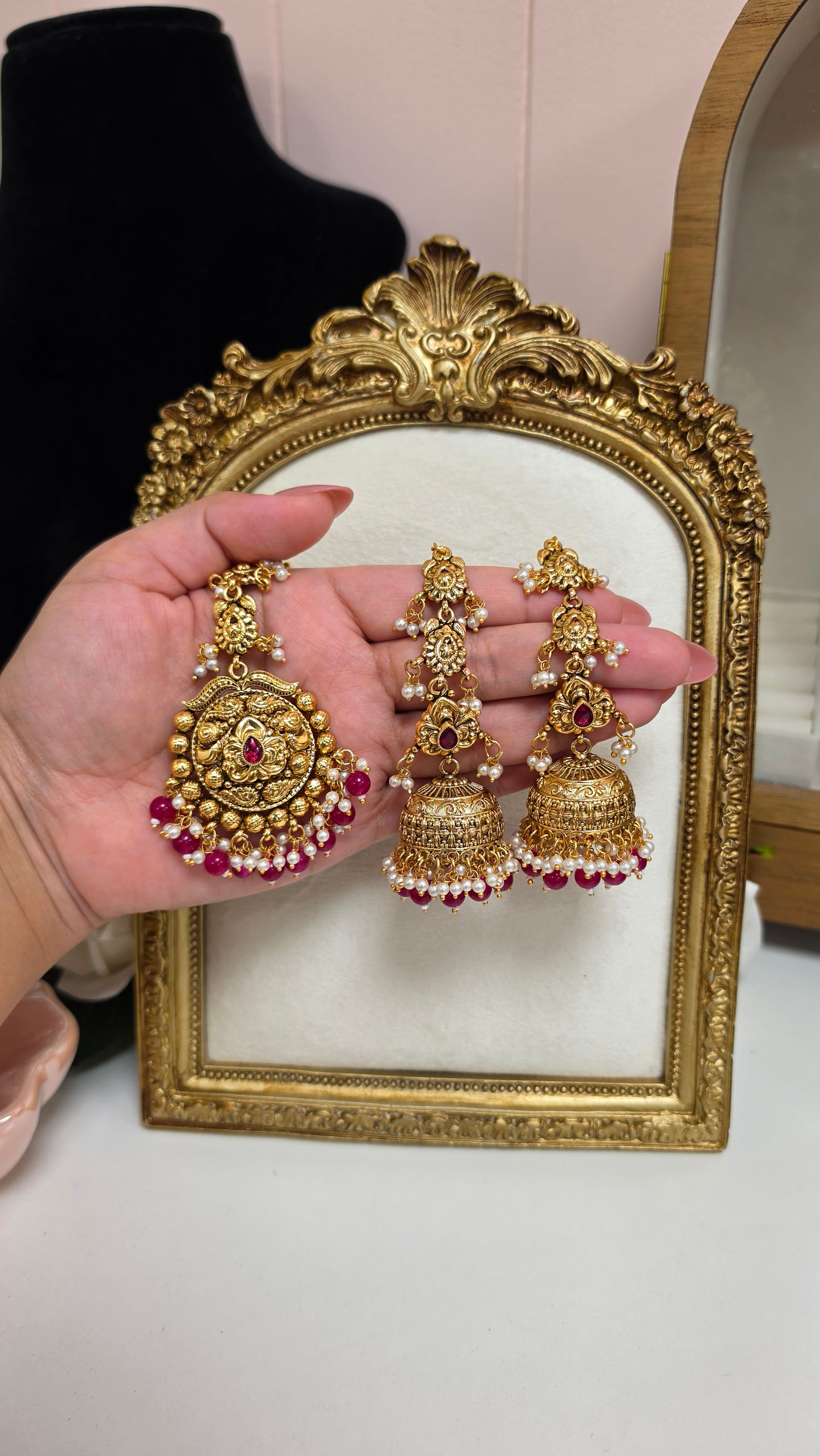 Sakhi jhumkis with tikka Set(Many color options)