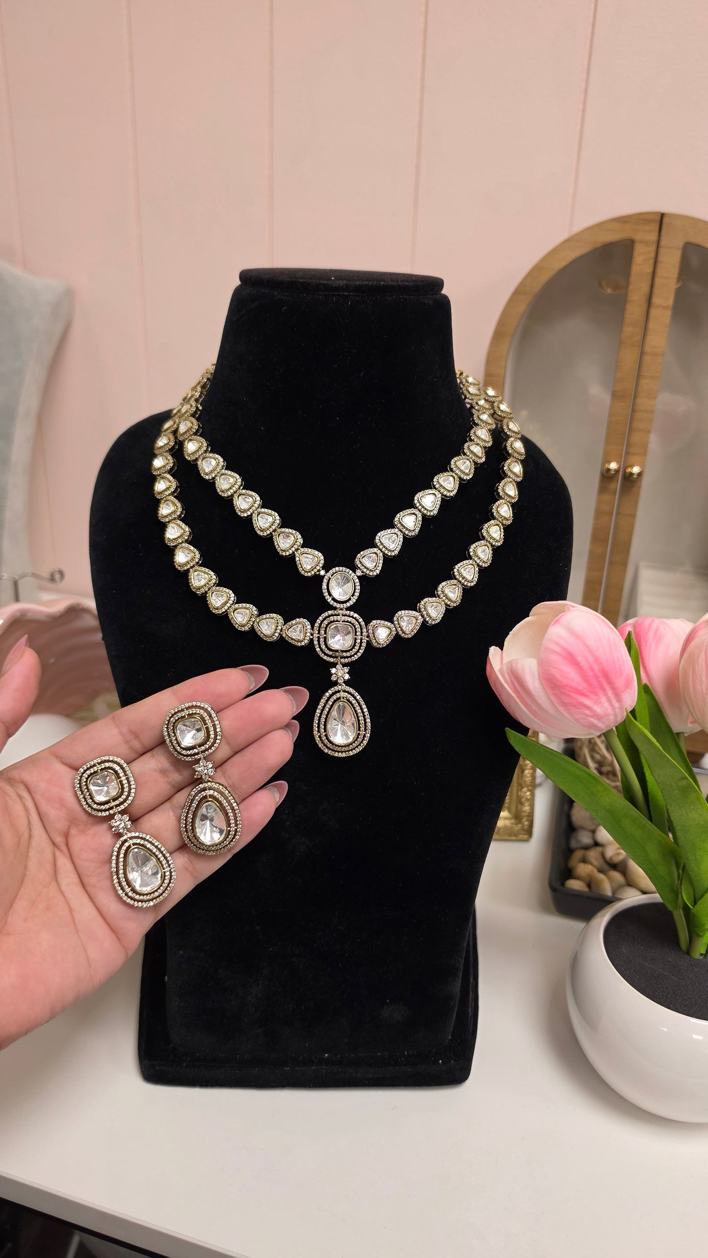 Jaslin kundan set