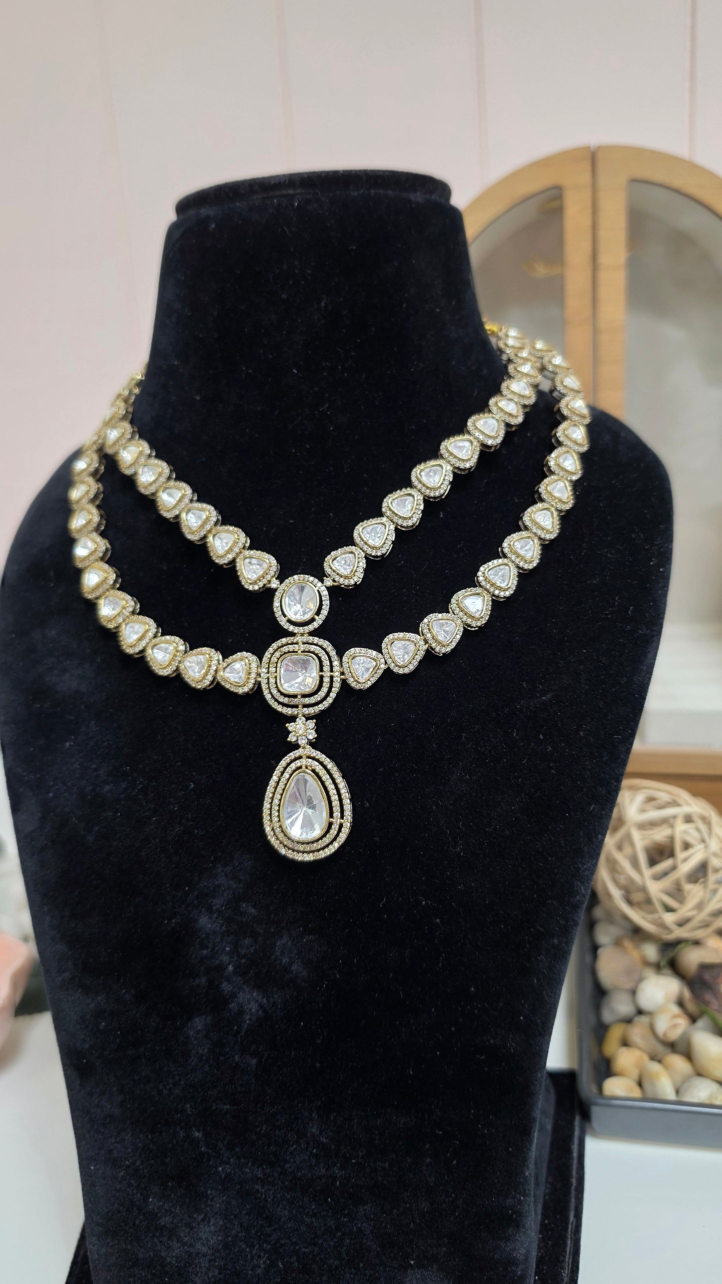 Jaslin kundan set