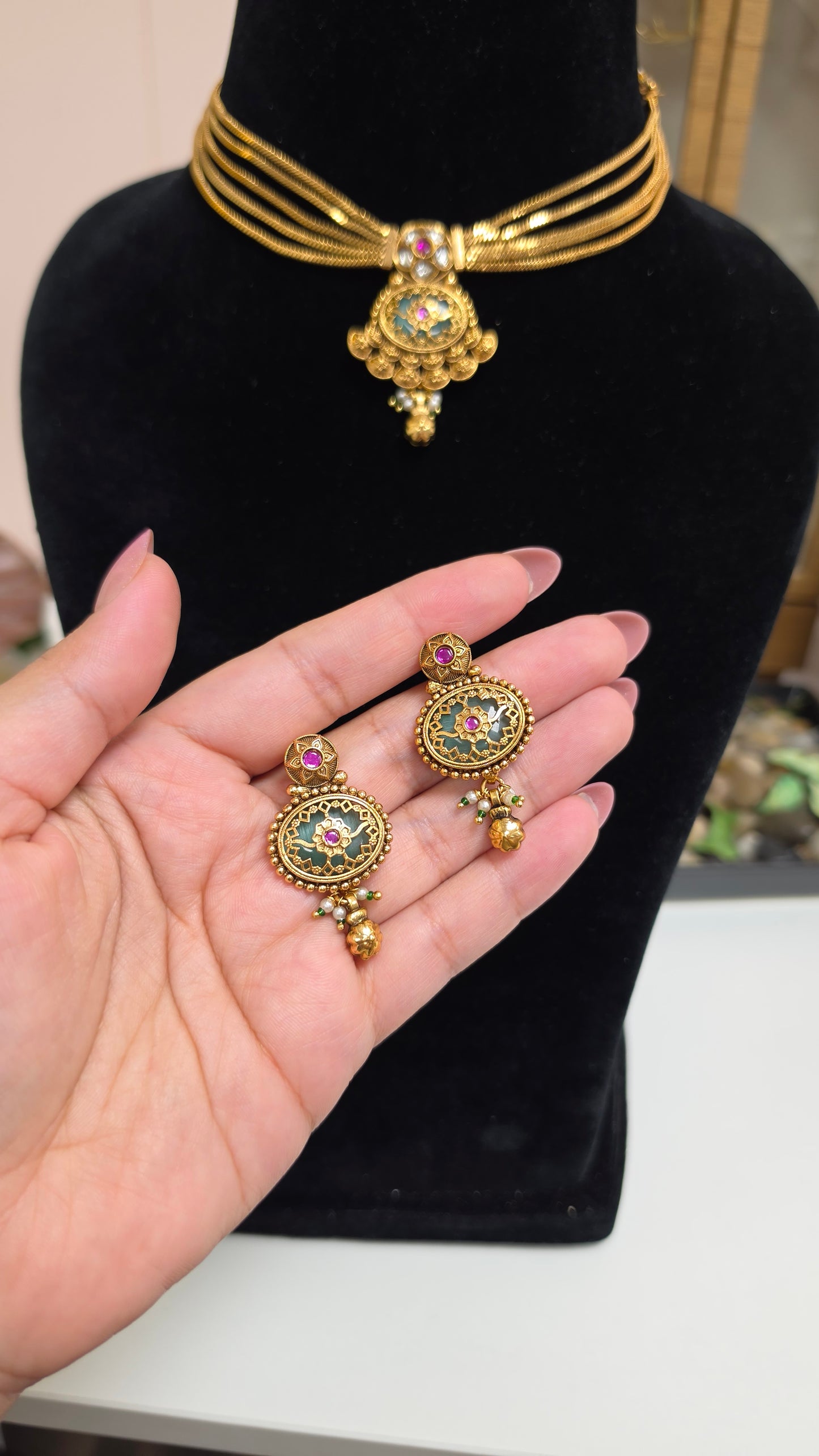 Khyati heritage kundan set