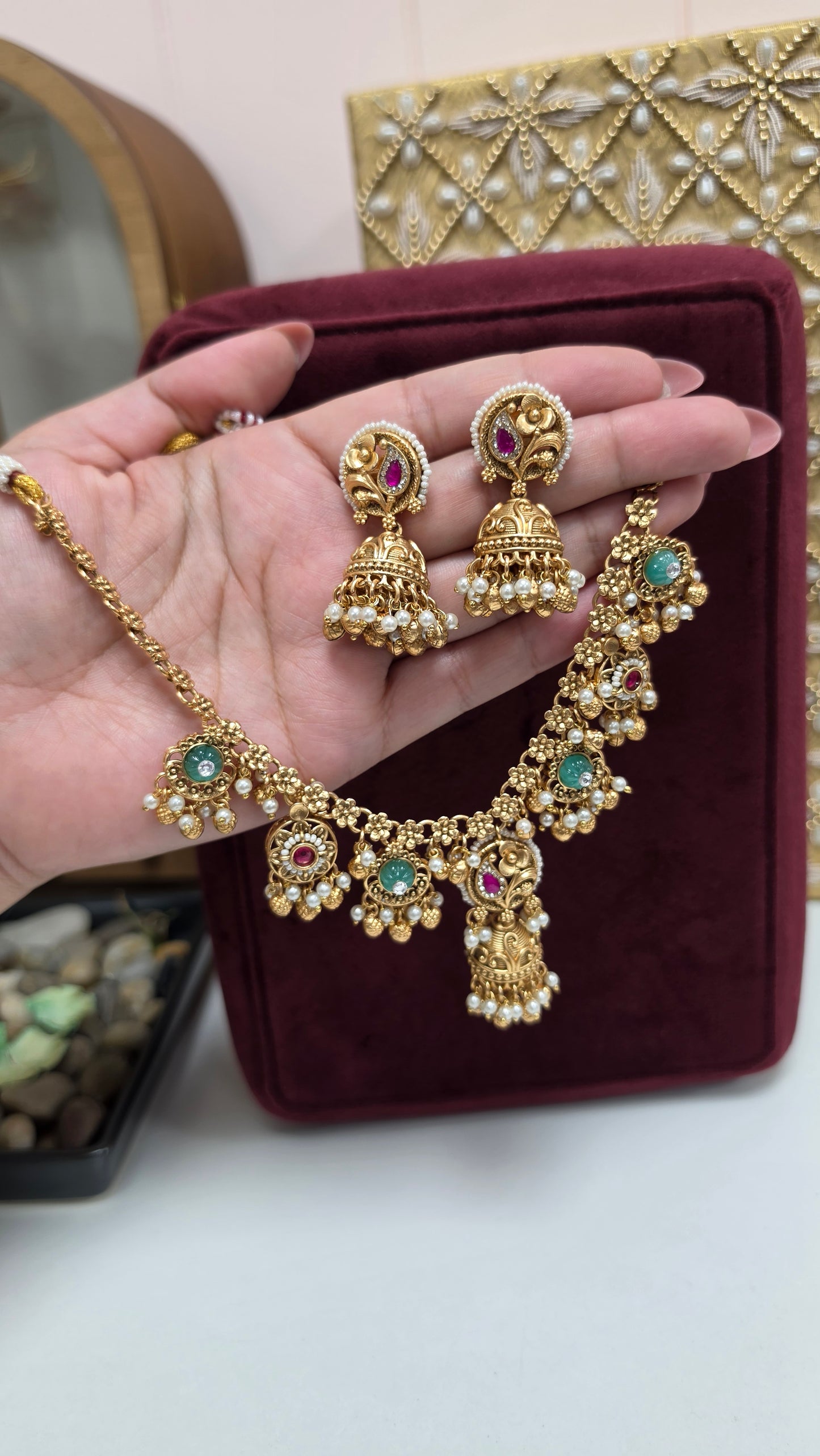 Geena heritage kundan set