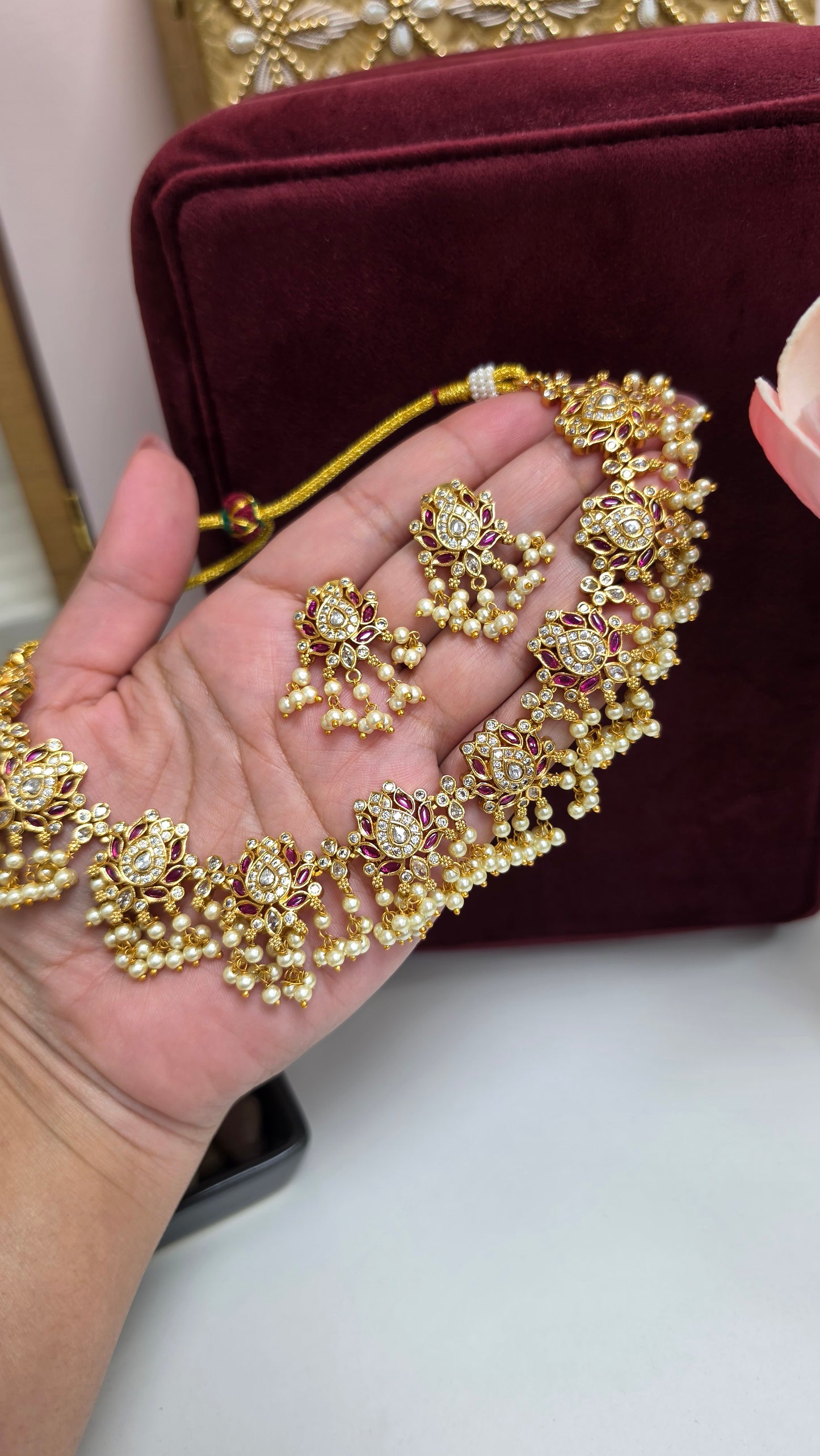 Jasmira kundan set