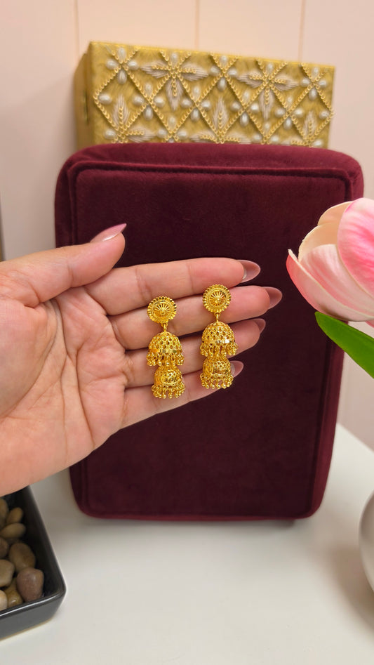 Yuvrani jhumkis