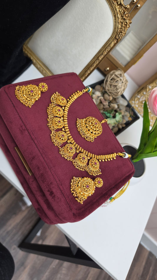 Gitanshi gold plated set