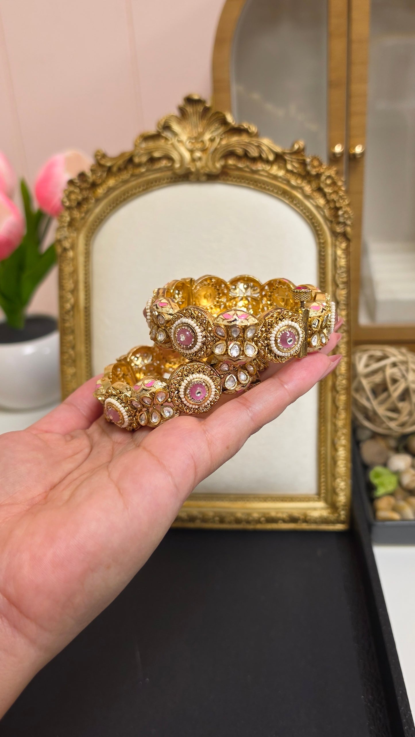 Sabina heritage Sunheri kundan kaday pair