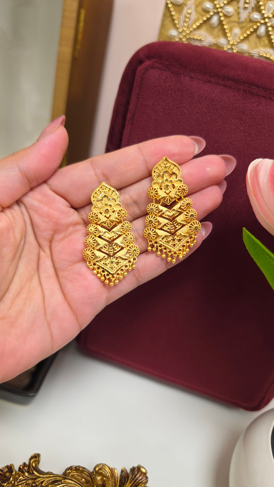 Tanuvi premium gold plated Earrings