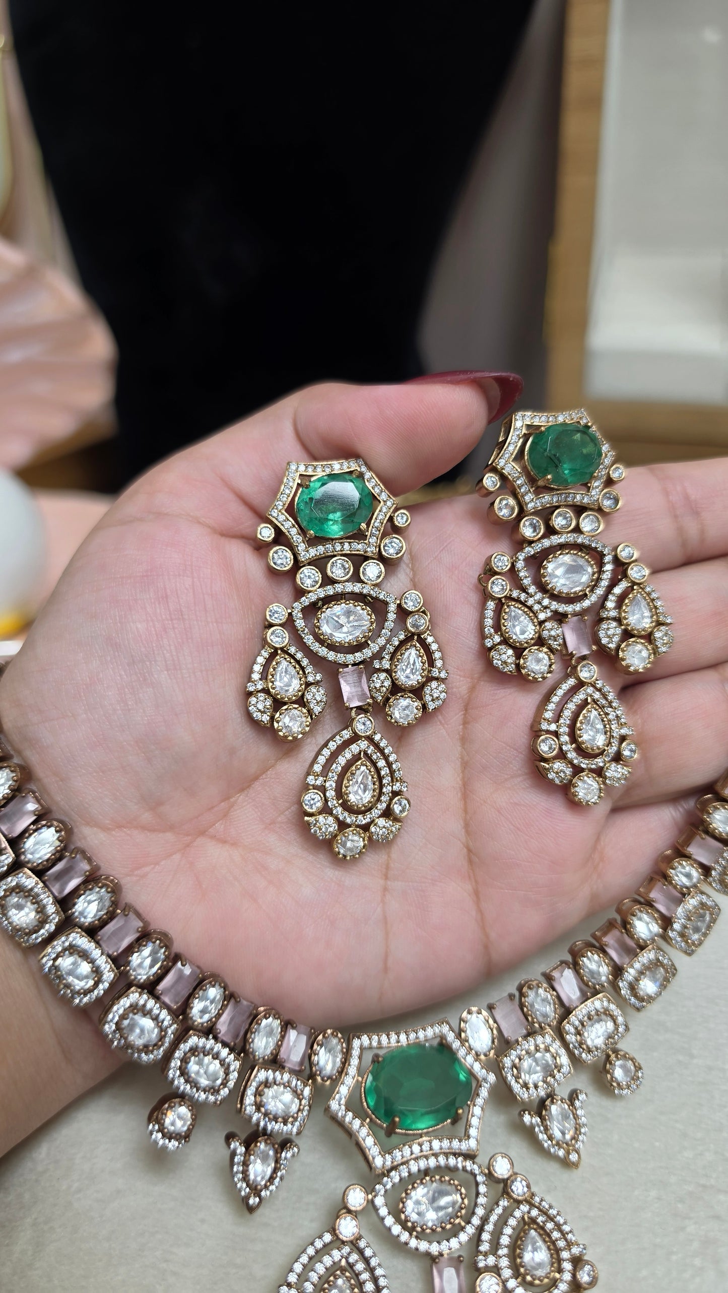 Tara premium kundan set