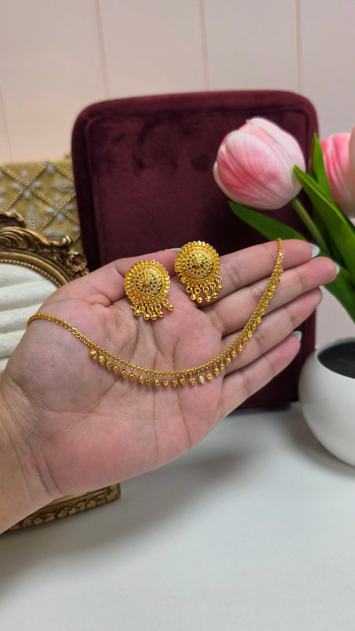 Manraaz gold look chain set