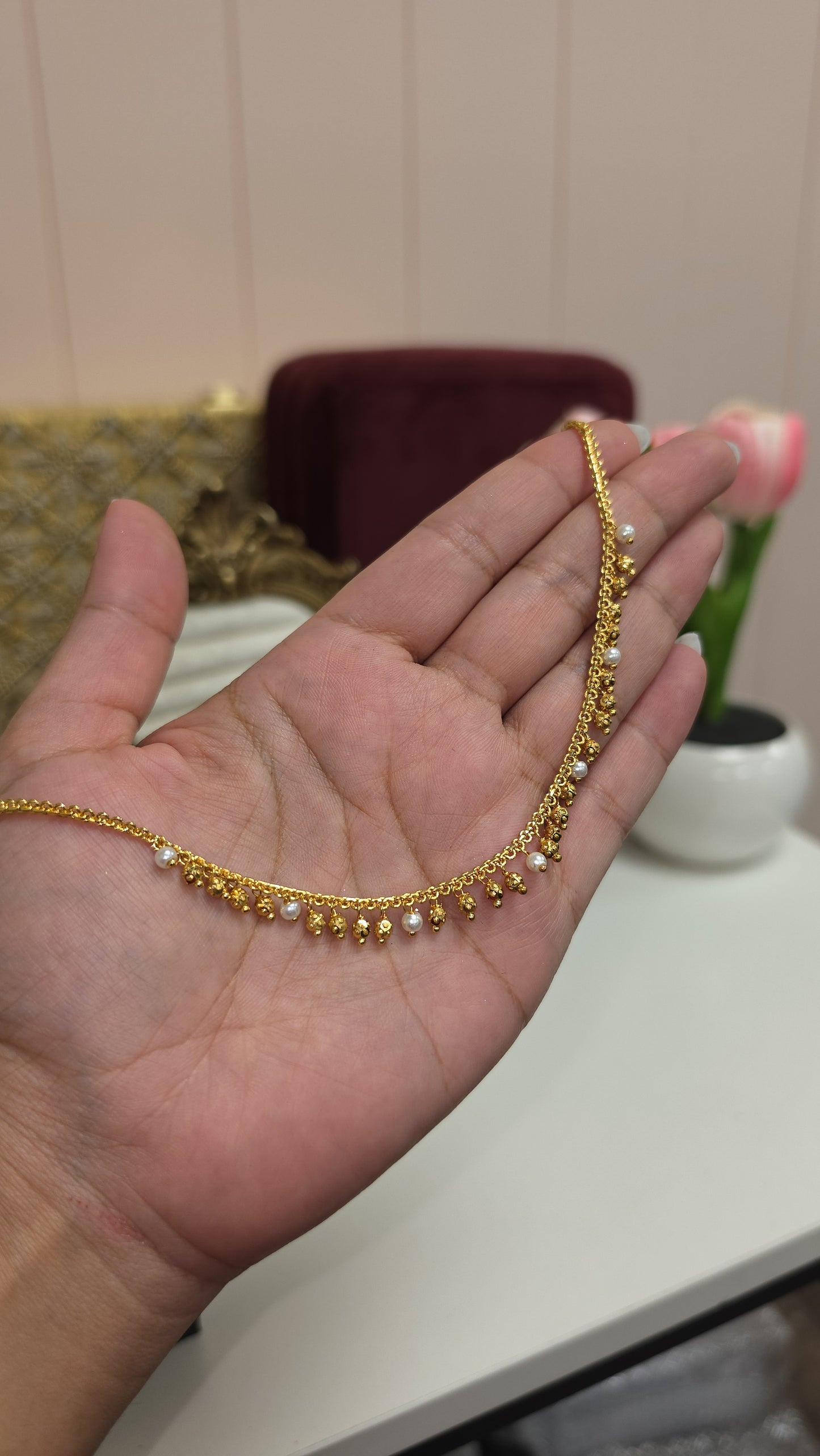 Tavnoor gold look chain necklace