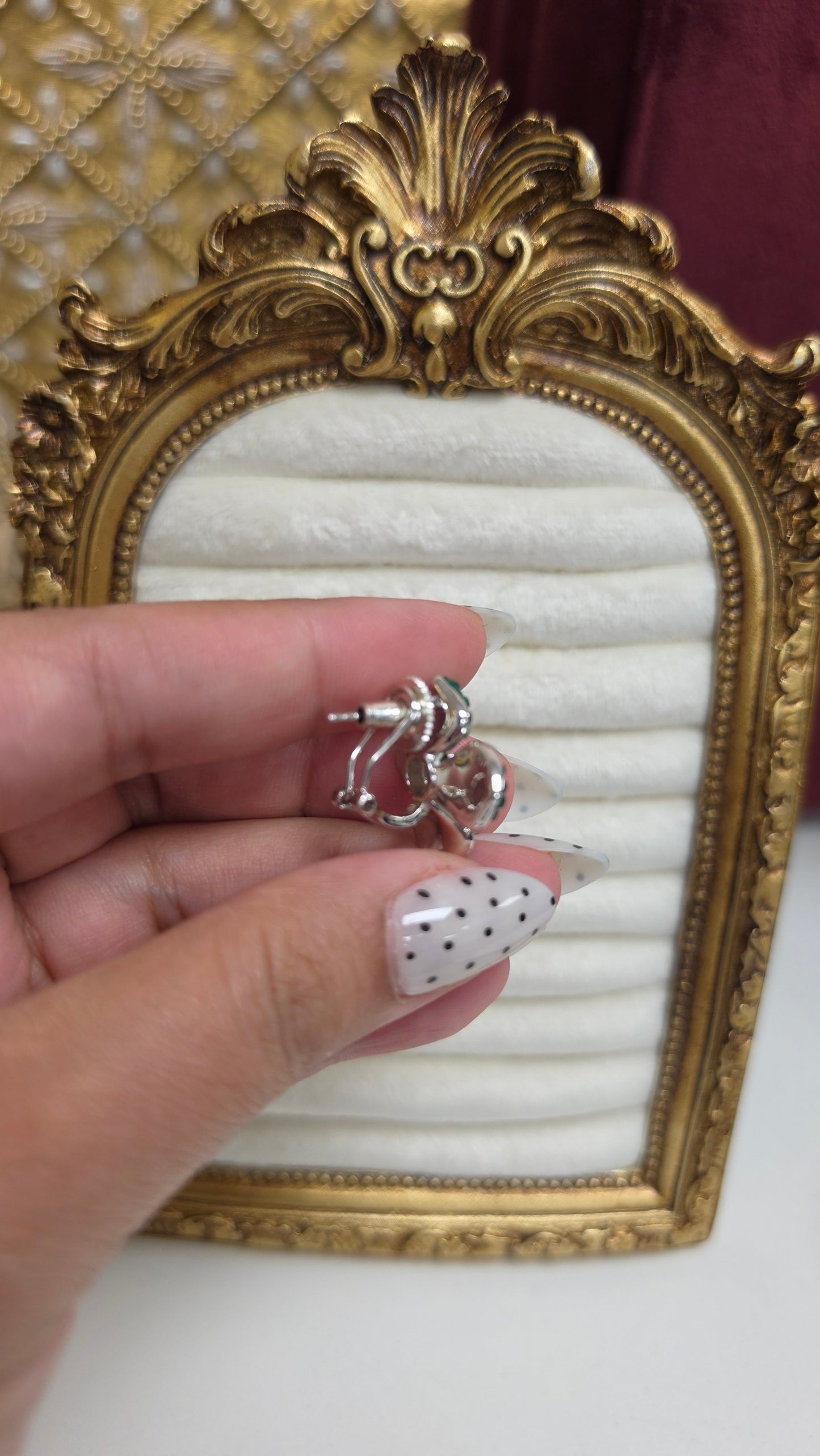 Gurisha WG Studs