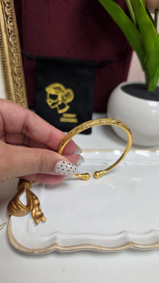 Nashra premium gold plated Bangle