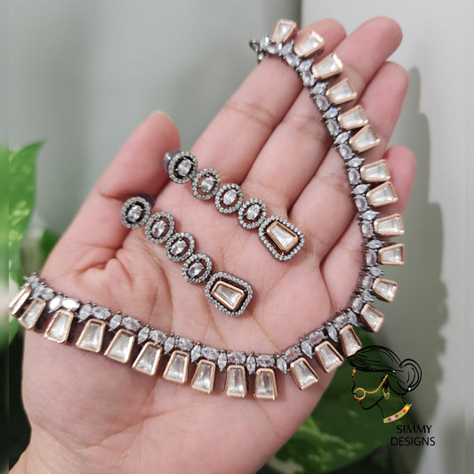 Mehram tyaani kundan set